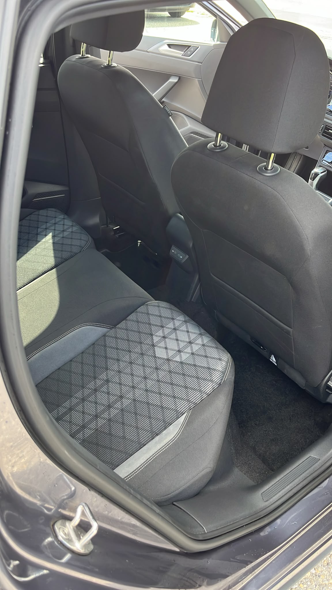 VW Polo 1.0 TSI R-Line DSG-image-13