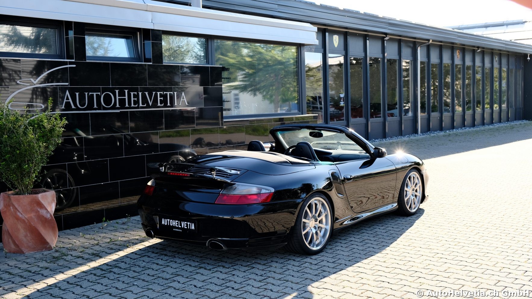 PORSCHE 911 Turbo Cabrio - SPORTEC SP640-image-6