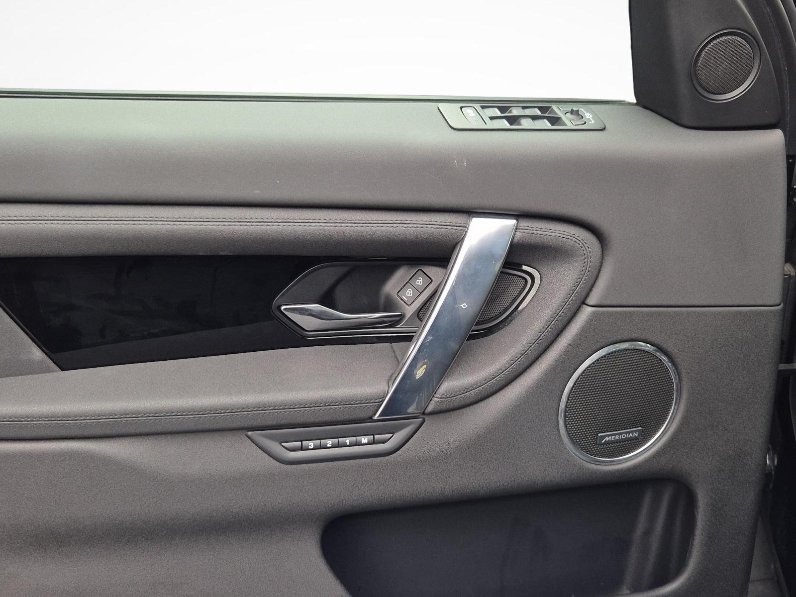 LAND ROVER Discovery Sport 2.0 SD4 200 SE-image-16