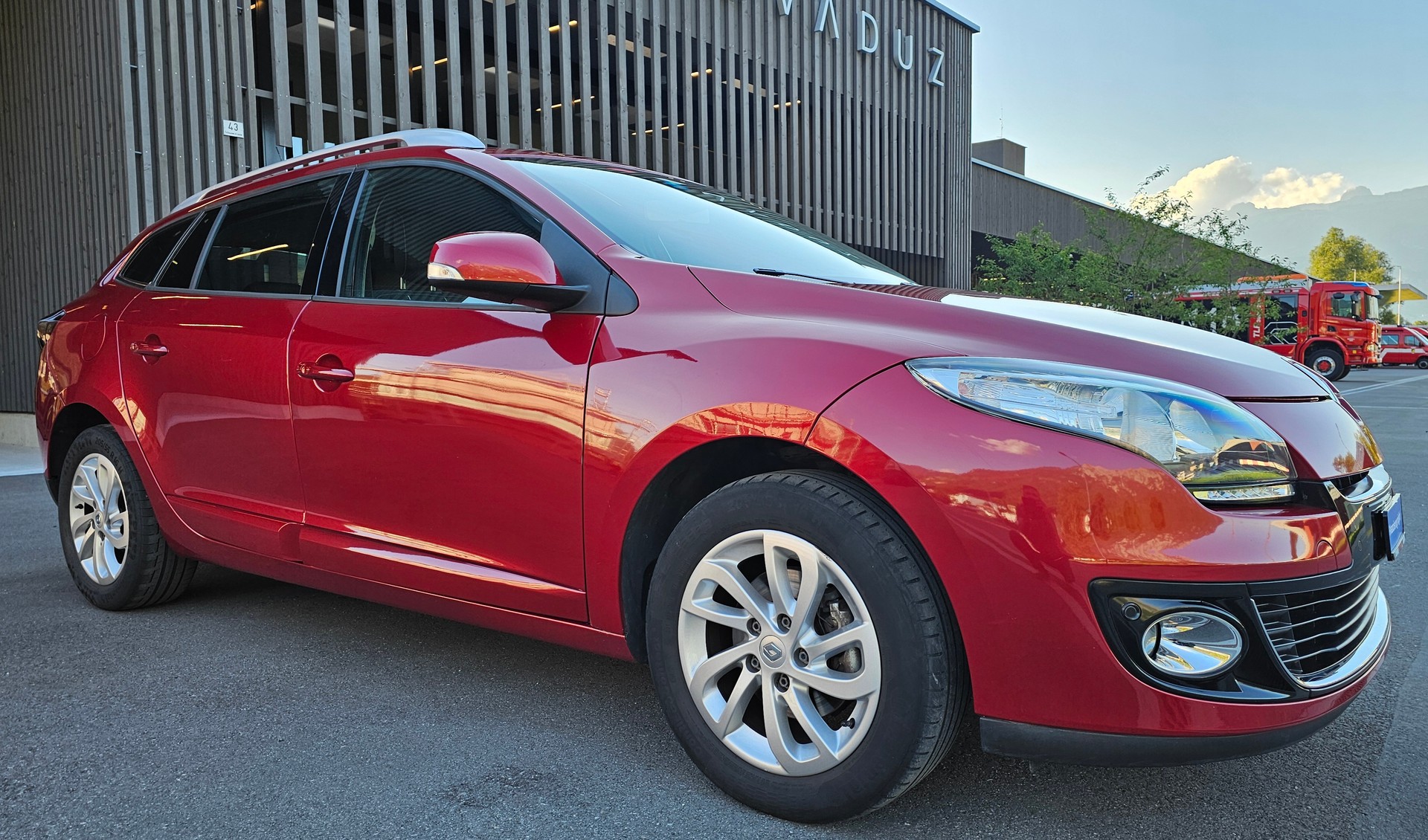 RENAULT Mégane Grandtour 1.2 16V Turbo Energy-image-3