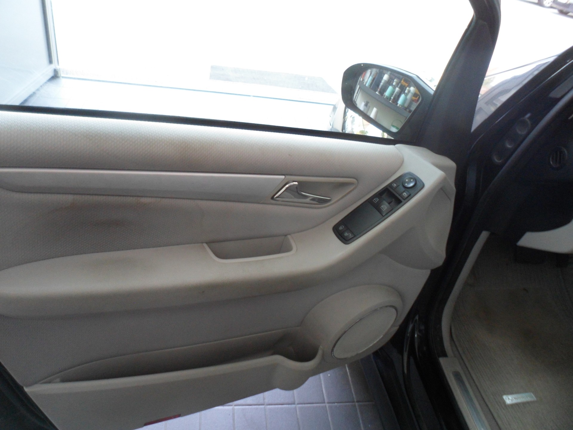 MERCEDES-BENZ B 200 CDI-image-8