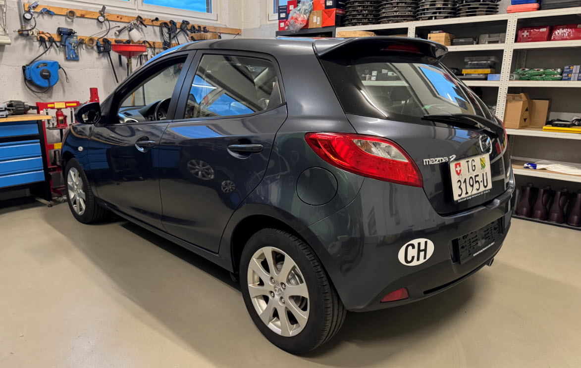 MAZDA 2 1.3i 16V Exclusive-image-2