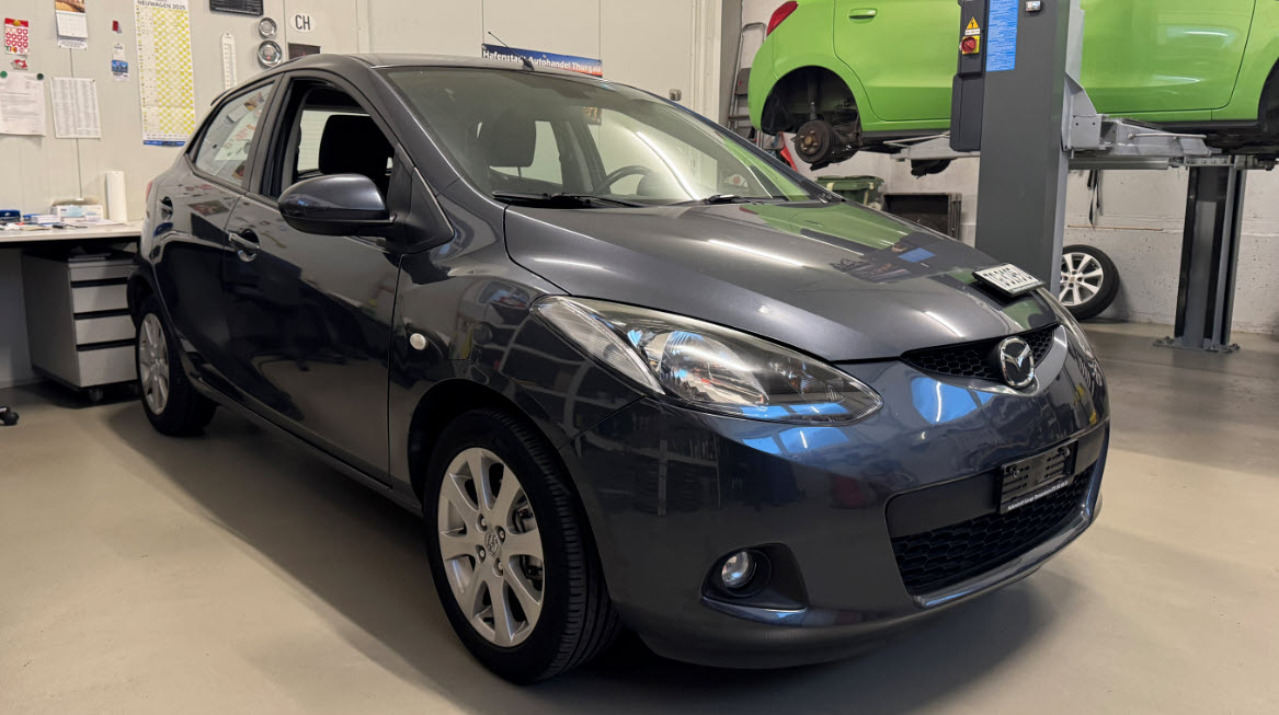 MAZDA 2 1.3i 16V Exclusive-image-1