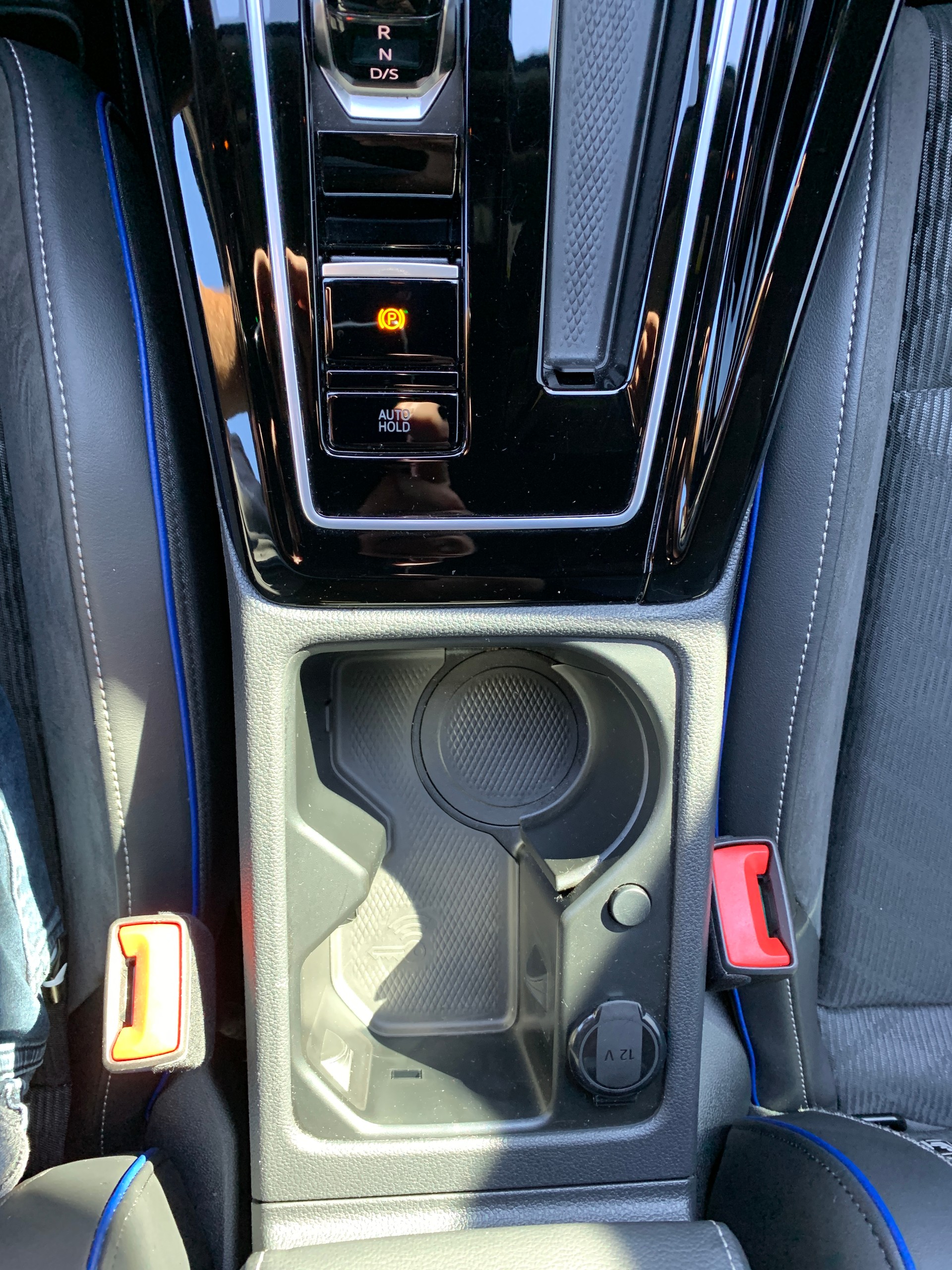 VW Golf 2.0 TSI R-Line DSG 4 Motion-image-14