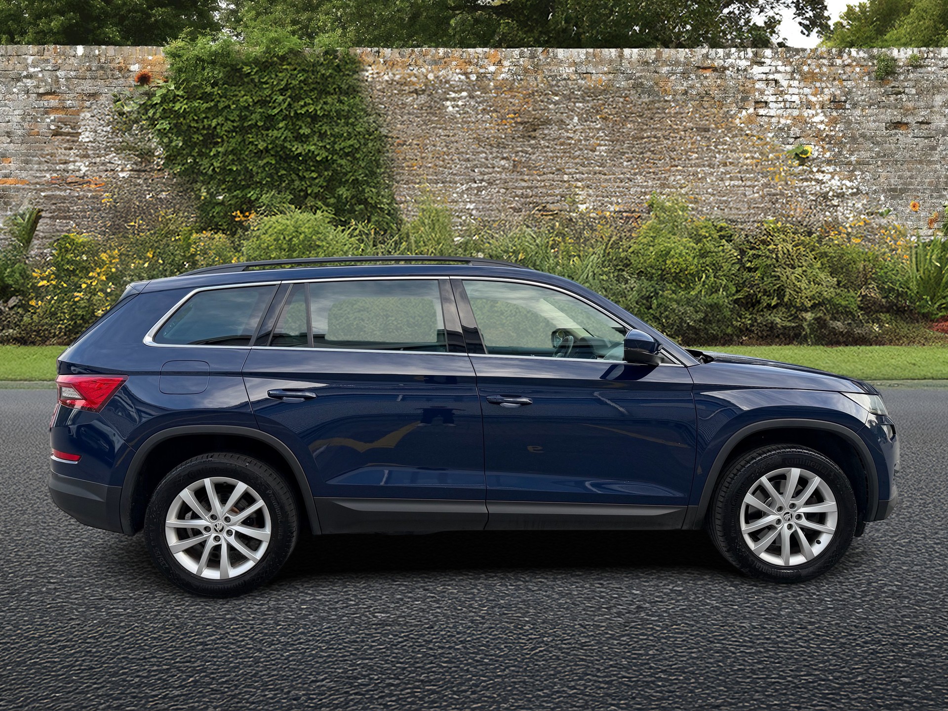 SKODA Kodiaq 2.0 TSI Ambition DSG 4x4-image-5