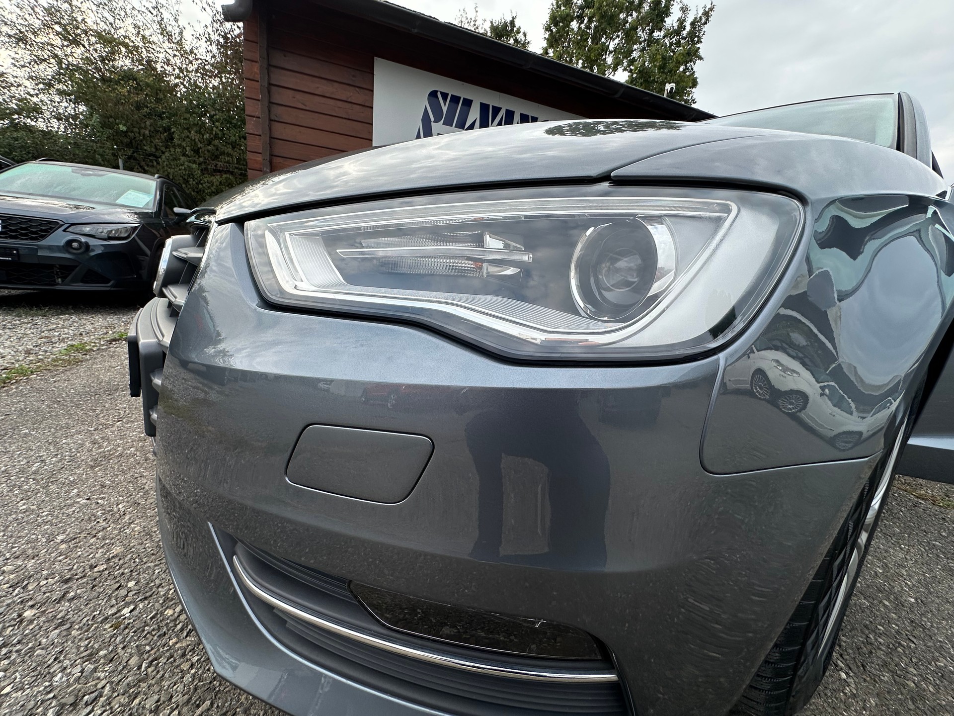 AUDI A3 Sportback 1.8 TFSI Ambiente quattro S-tronic-image-30