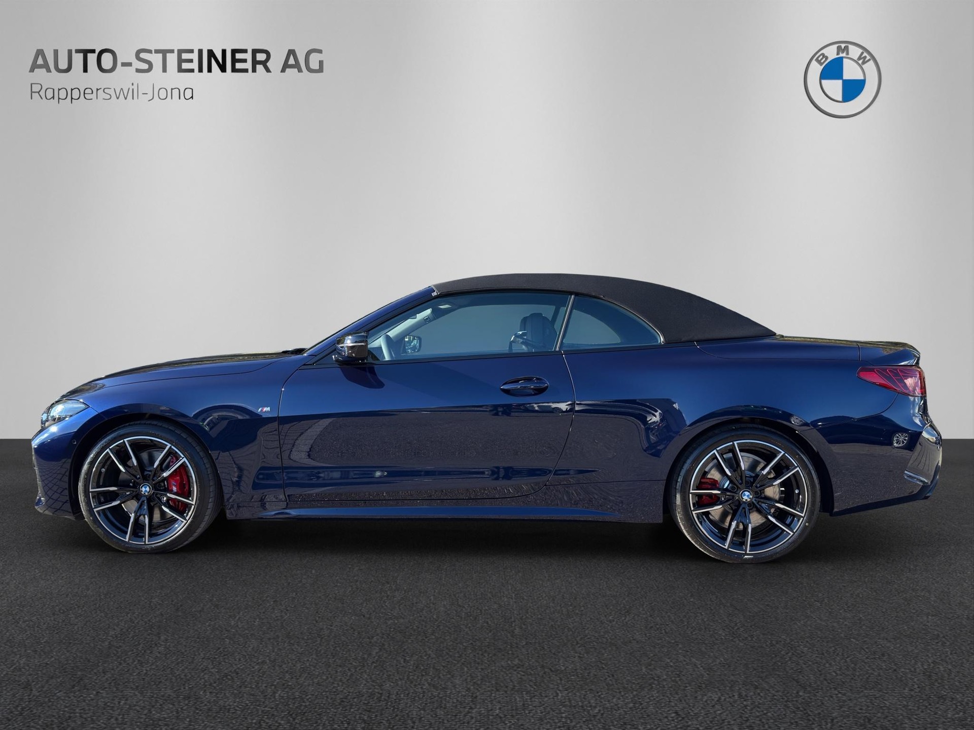 BMW M440i xDrive Cabrio-image-1