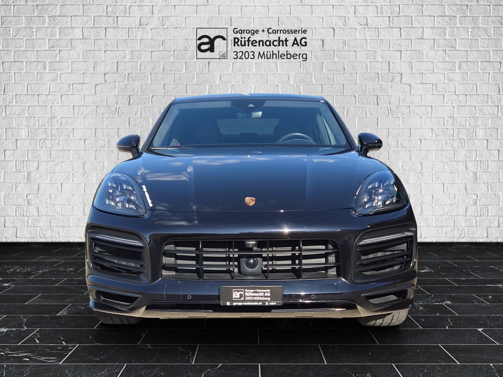 PORSCHE Cayenne Coupé 4.0 V8 GTS-image-2
