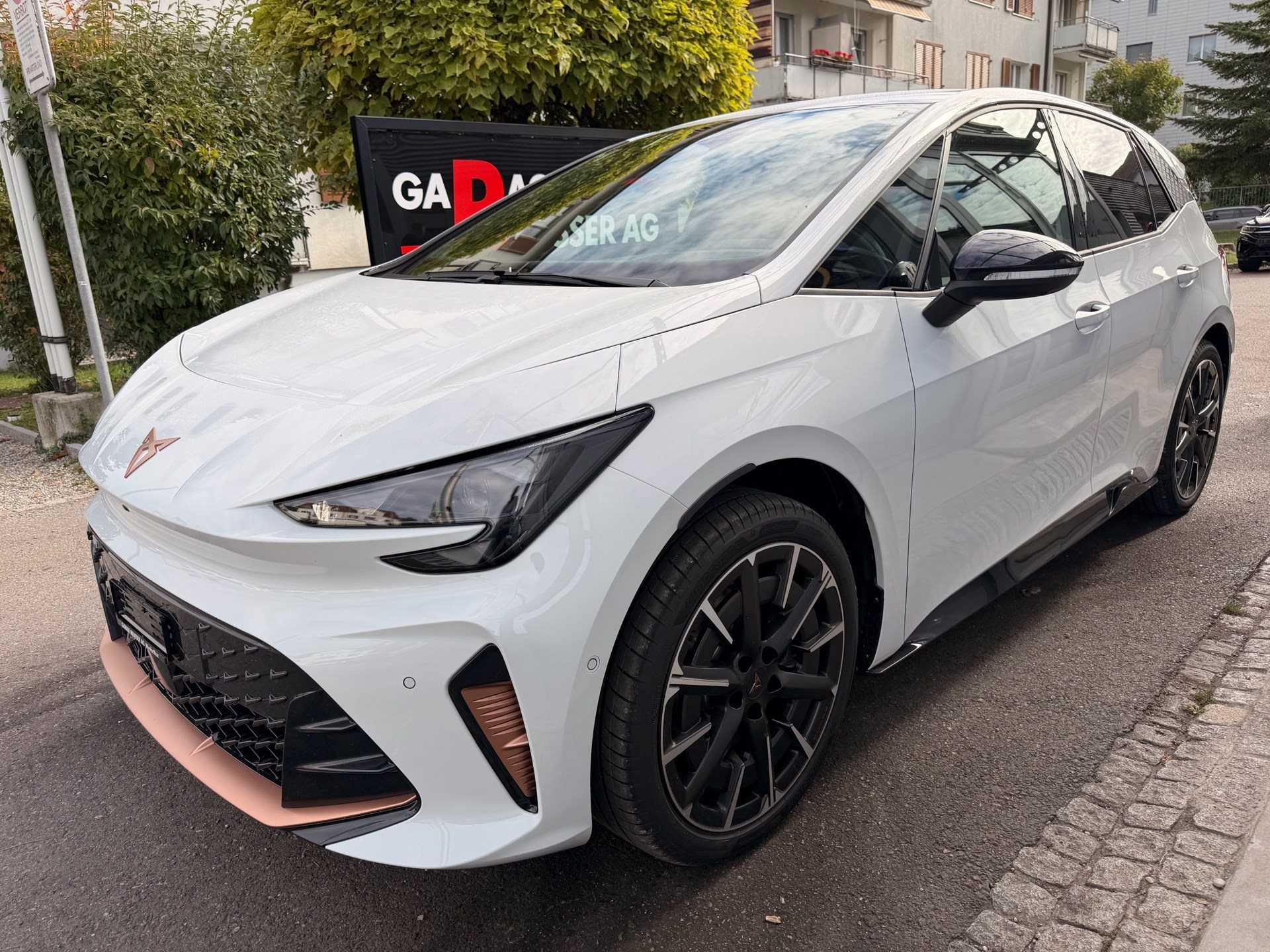 CUPRA Born FACELIFT *** TOP AUSSTATTUNG MIT 5 JAHREN CUPRA WERKSGARANTIE *** ***