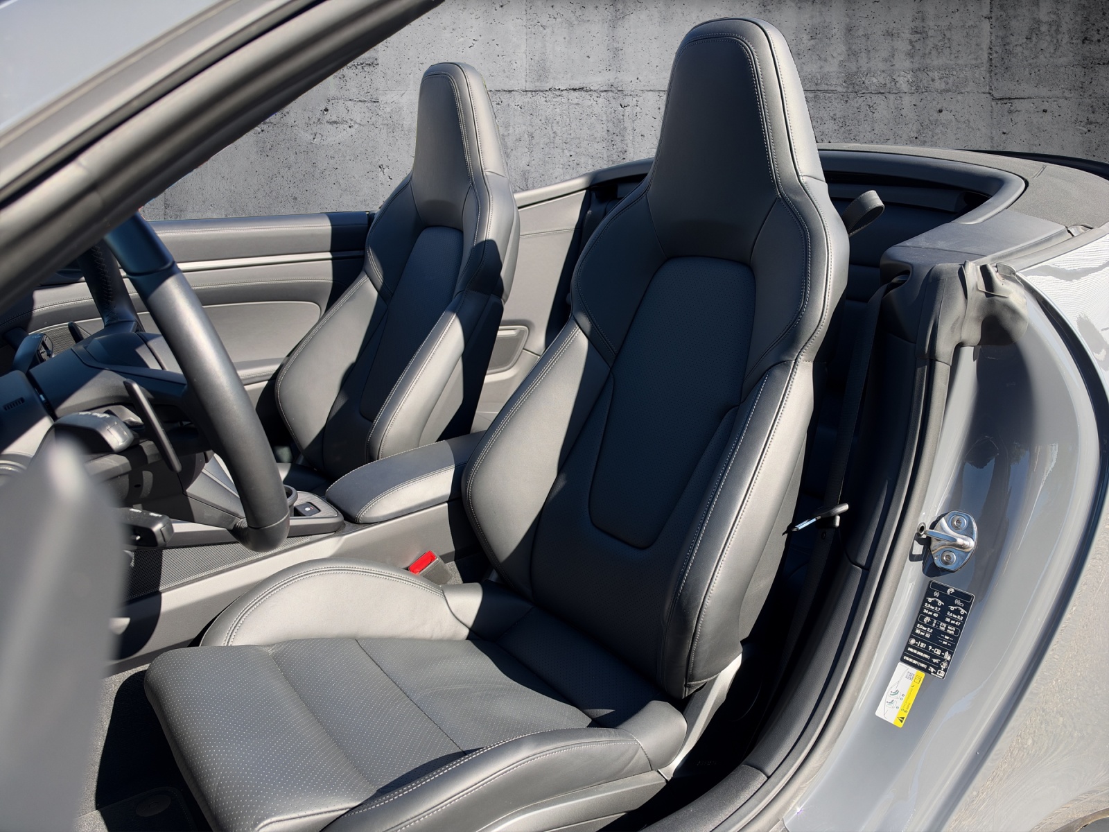 PORSCHE 911 Cabriolet 3.6 Carrera 4 GTS PDK-image-8