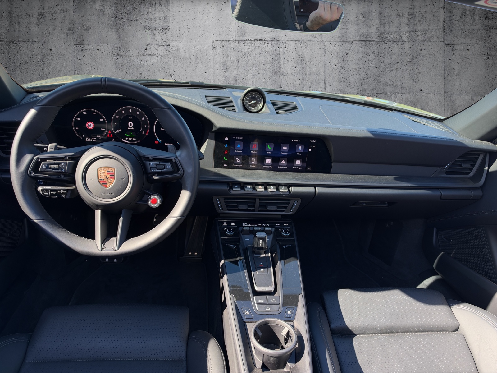 PORSCHE 911 Cabriolet 3.6 Carrera 4 GTS PDK-image-9