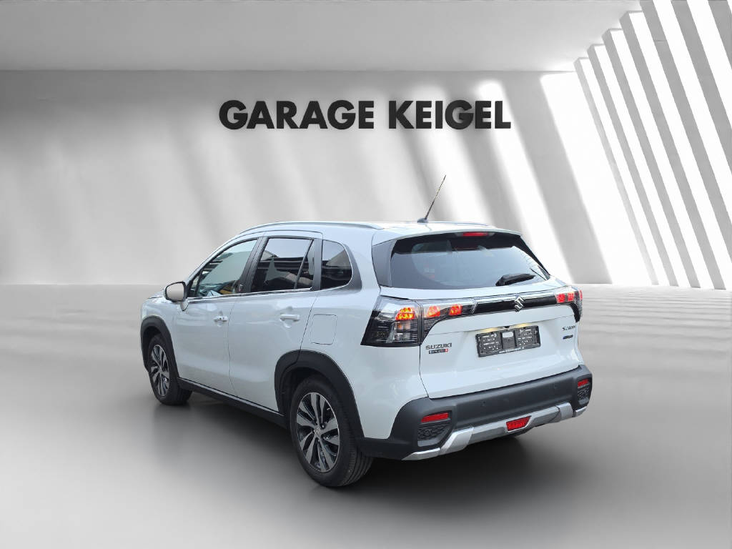 SUZUKI S-Cross 1.5 Piz Sulai Top Hybrid 4x4-image-2