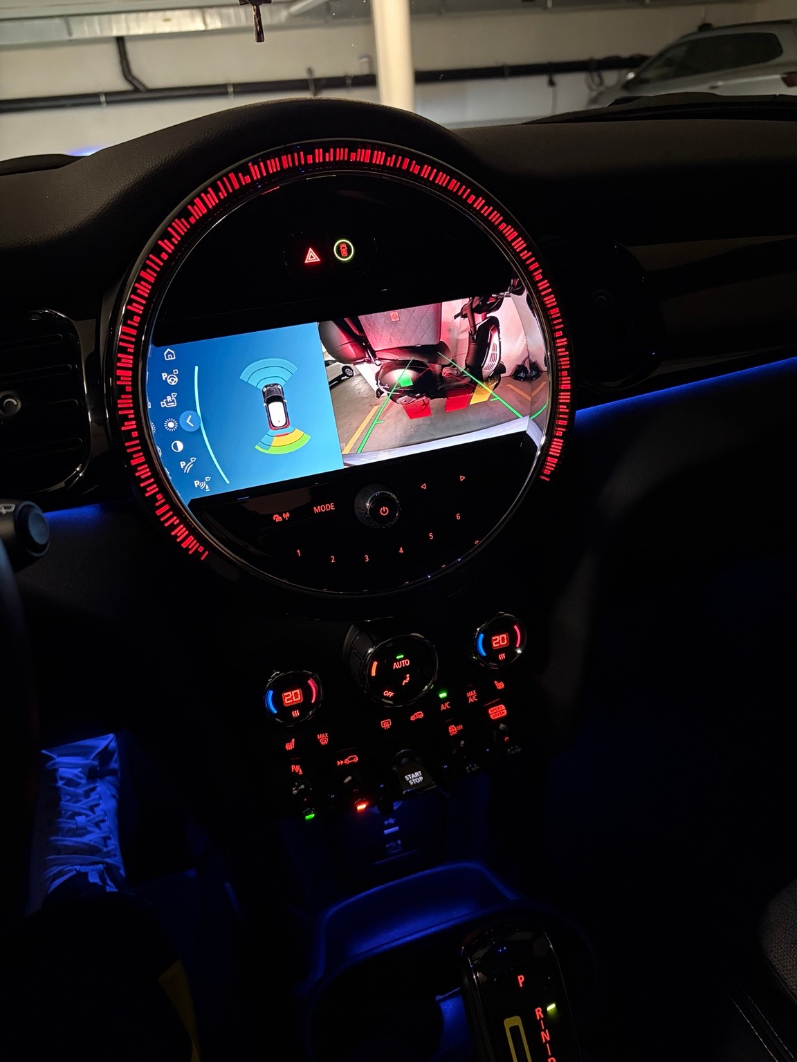 MINI Cooper SE-image-4