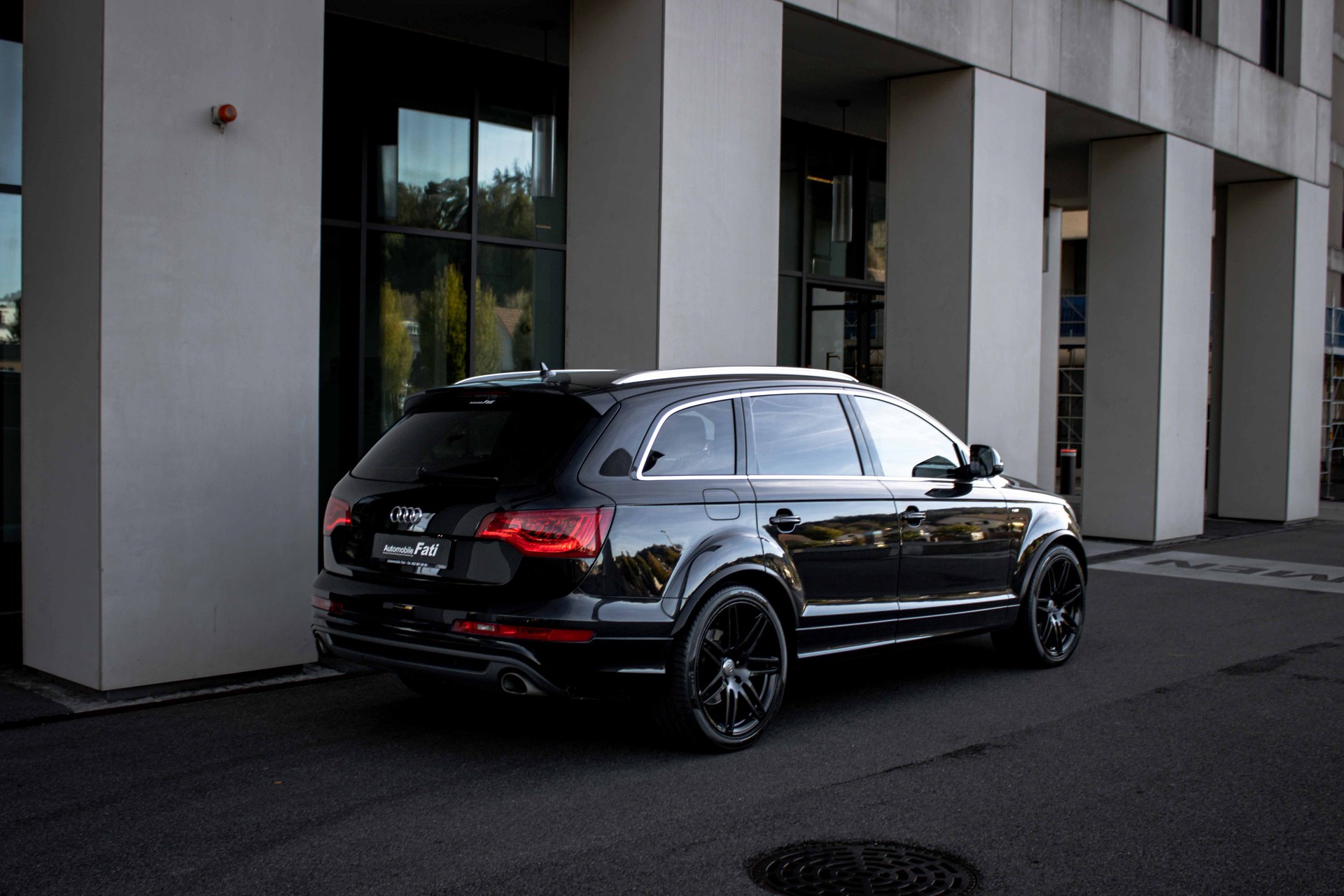 AUDI Q7 3.0 TDI S Line 7 Platz AHK! quattro tiptronic-image-6
