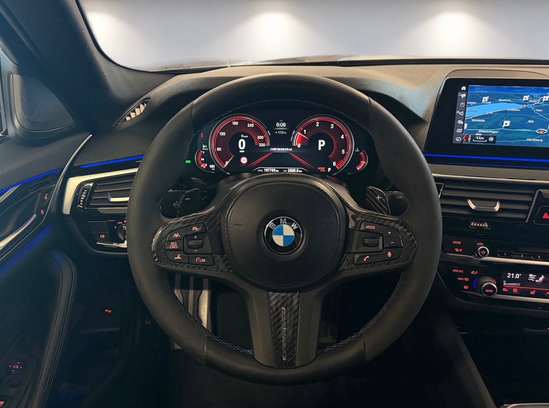 BMW M550d xDrive Touring Steptronic-image-10