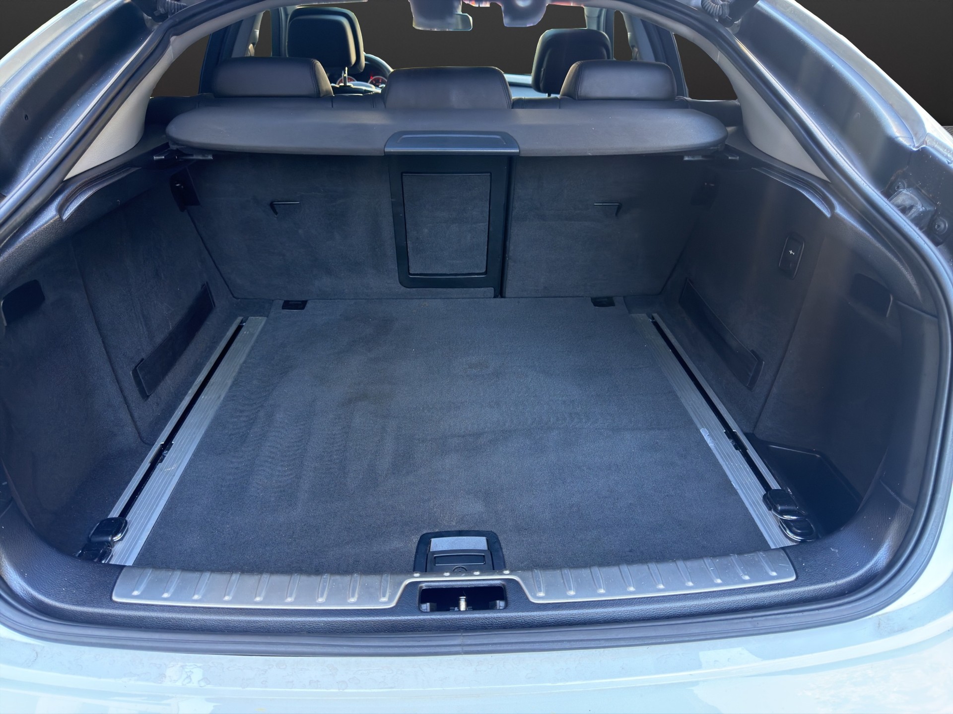 BMW X6 xDrive 40d Steptronic-image-15