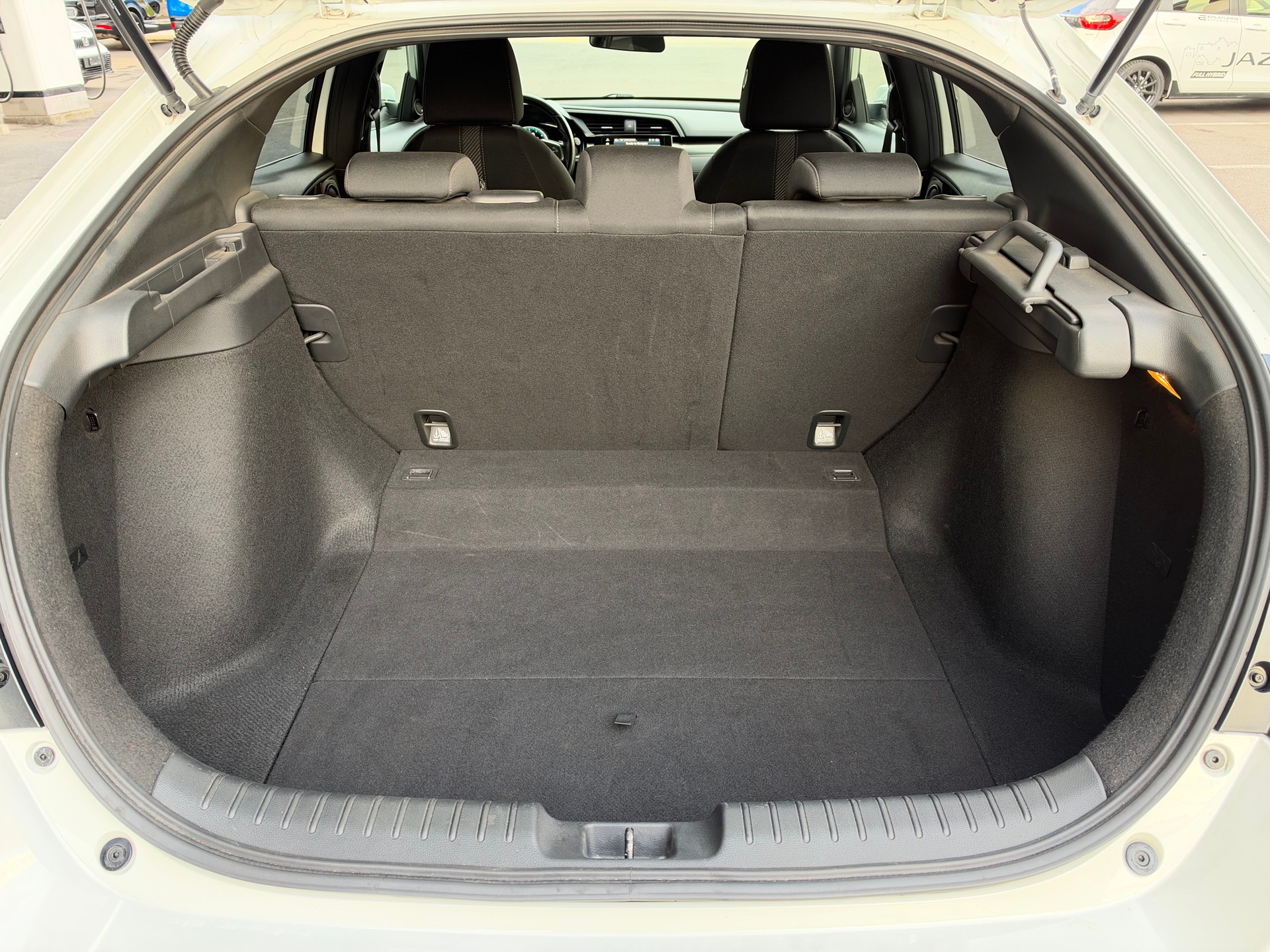 HONDA Civic 1.0 VTEC Elegance CVT-image-11