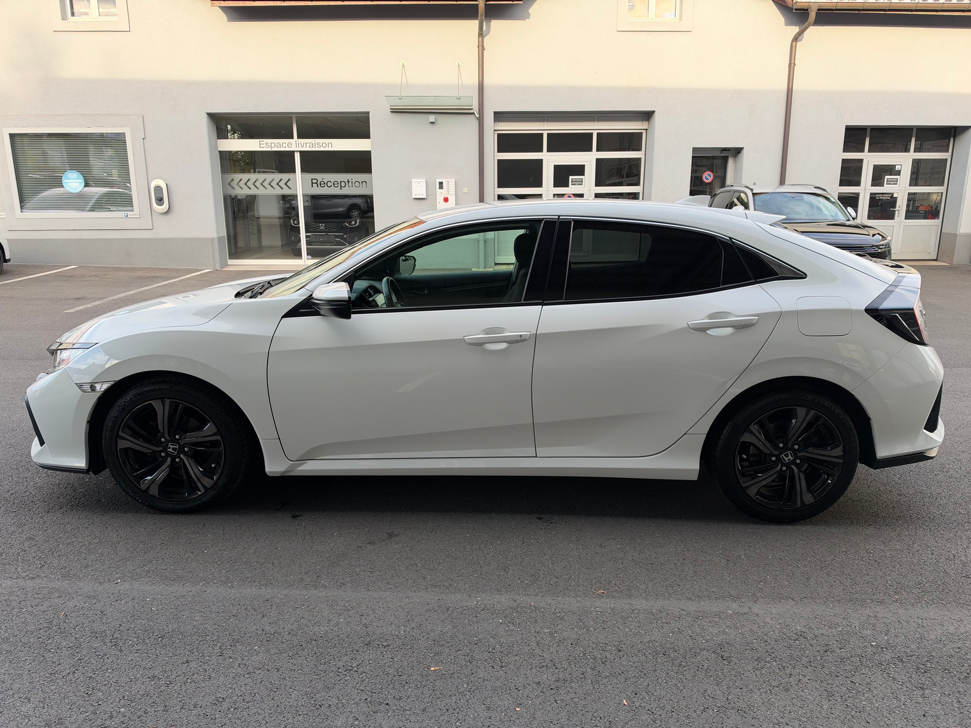 HONDA Civic 1.0 VTEC Elegance CVT-image-6