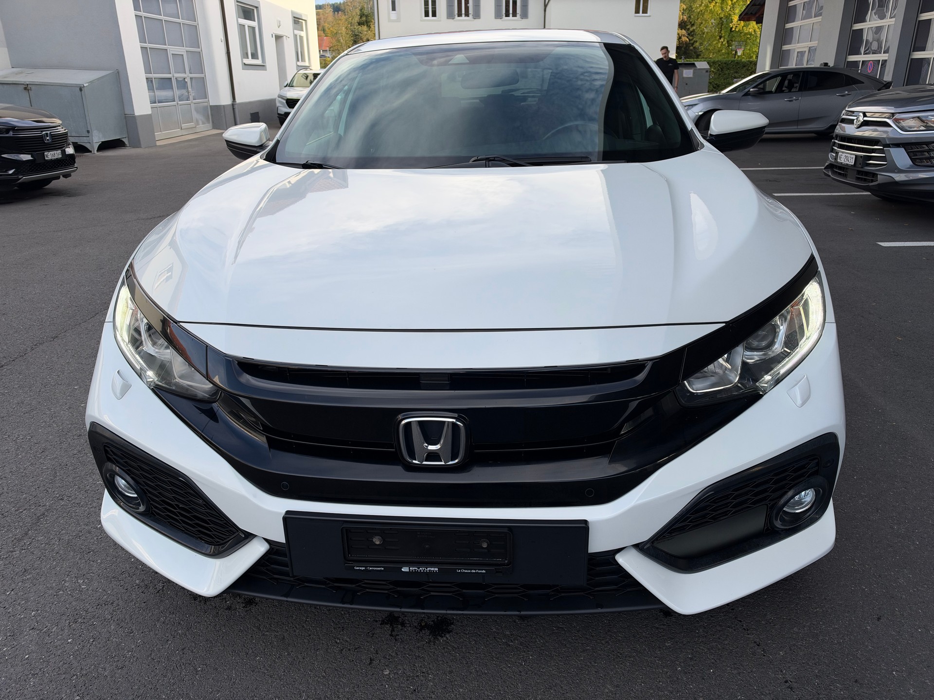 HONDA Civic 1.0 VTEC Elegance CVT-image-3