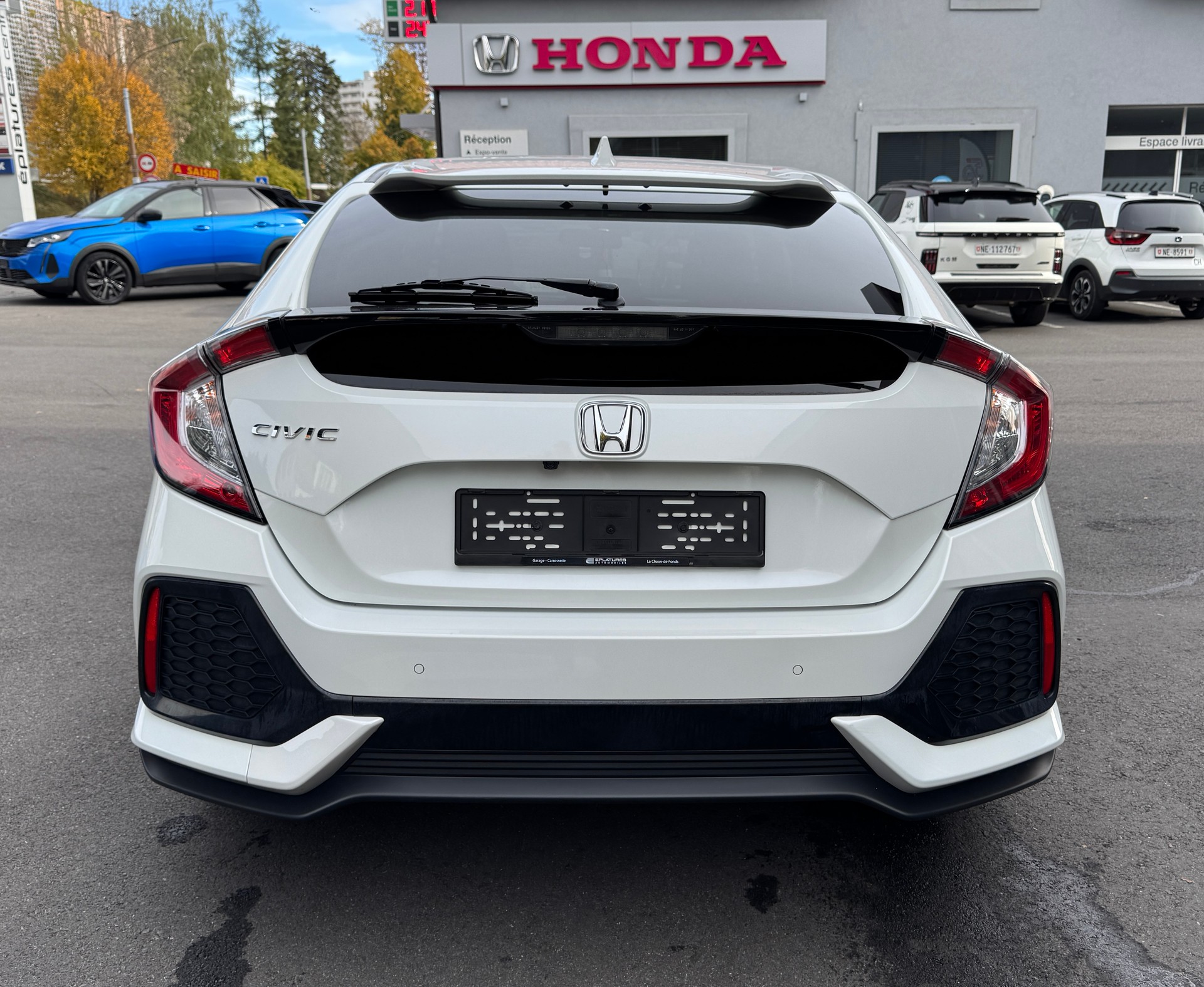 HONDA Civic 1.0 VTEC Elegance CVT-image-9
