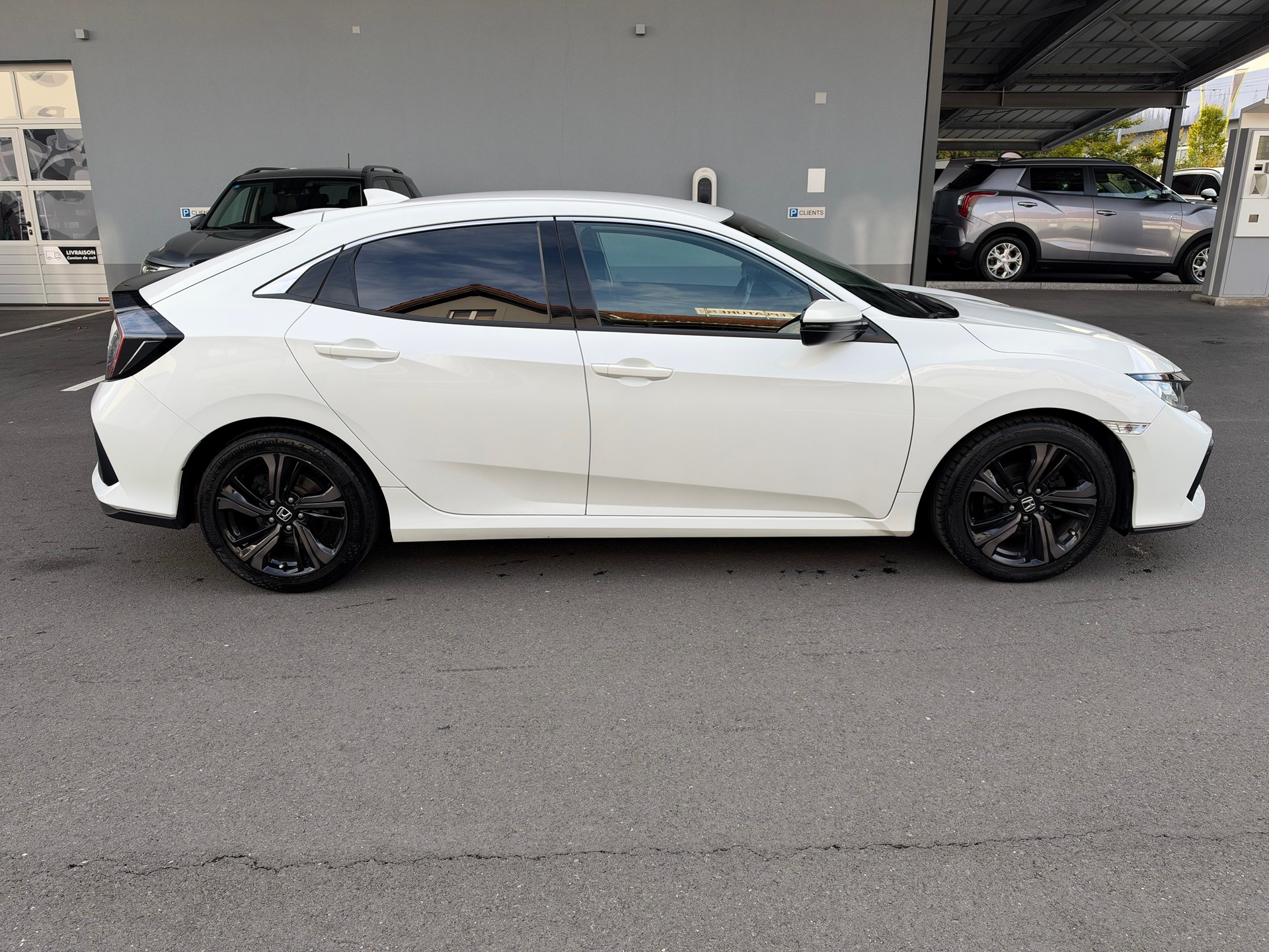 HONDA Civic 1.0 VTEC Elegance CVT-image-5