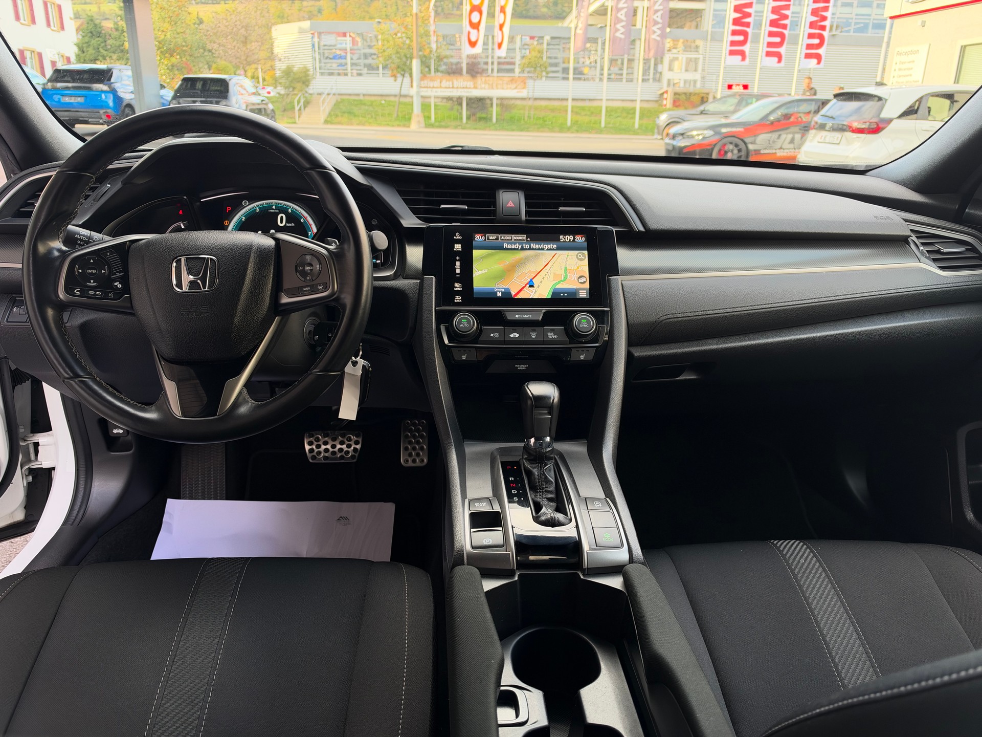 HONDA Civic 1.0 VTEC Elegance CVT-image-2