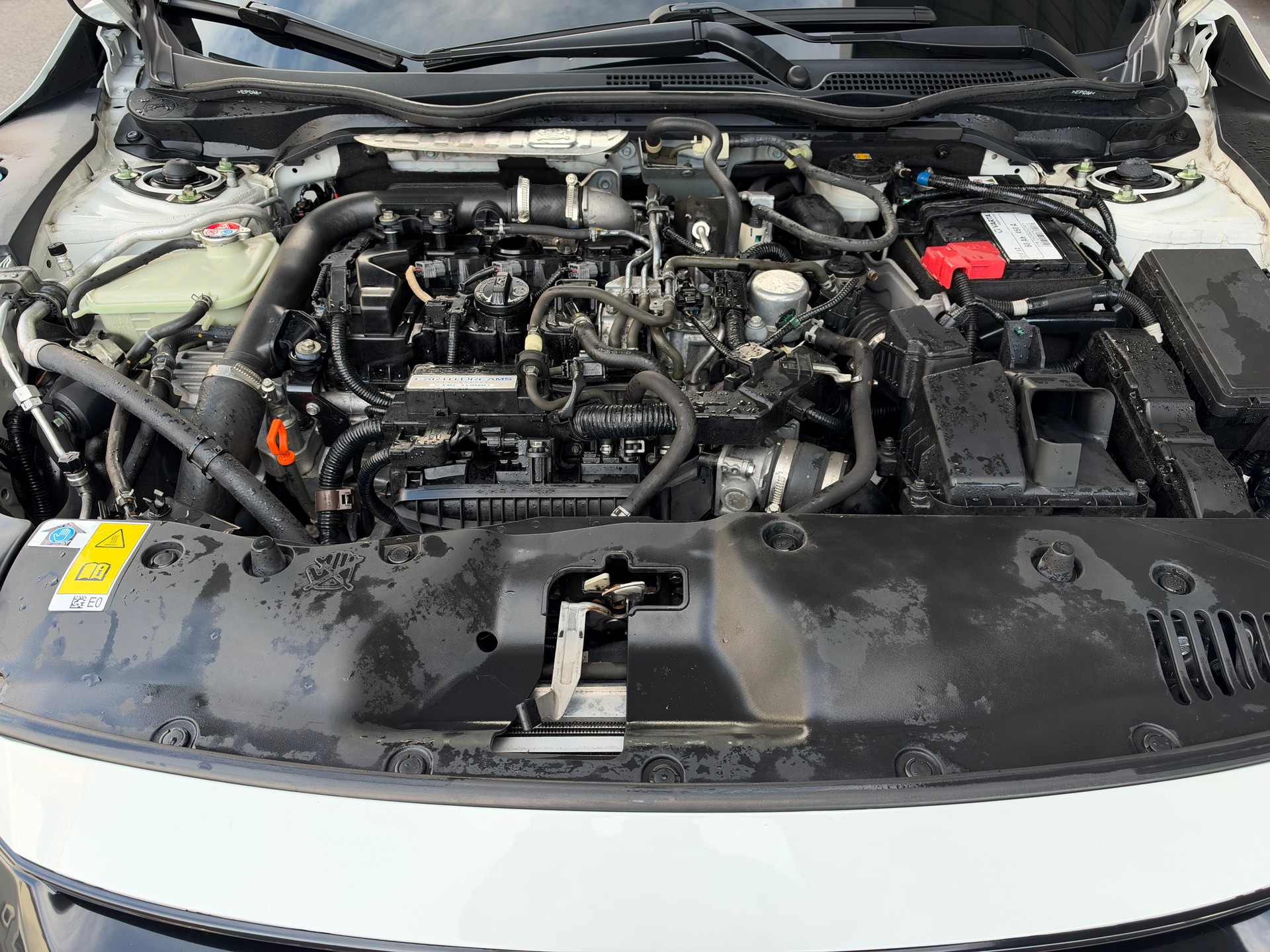 HONDA Civic 1.0 VTEC Elegance CVT-image-12