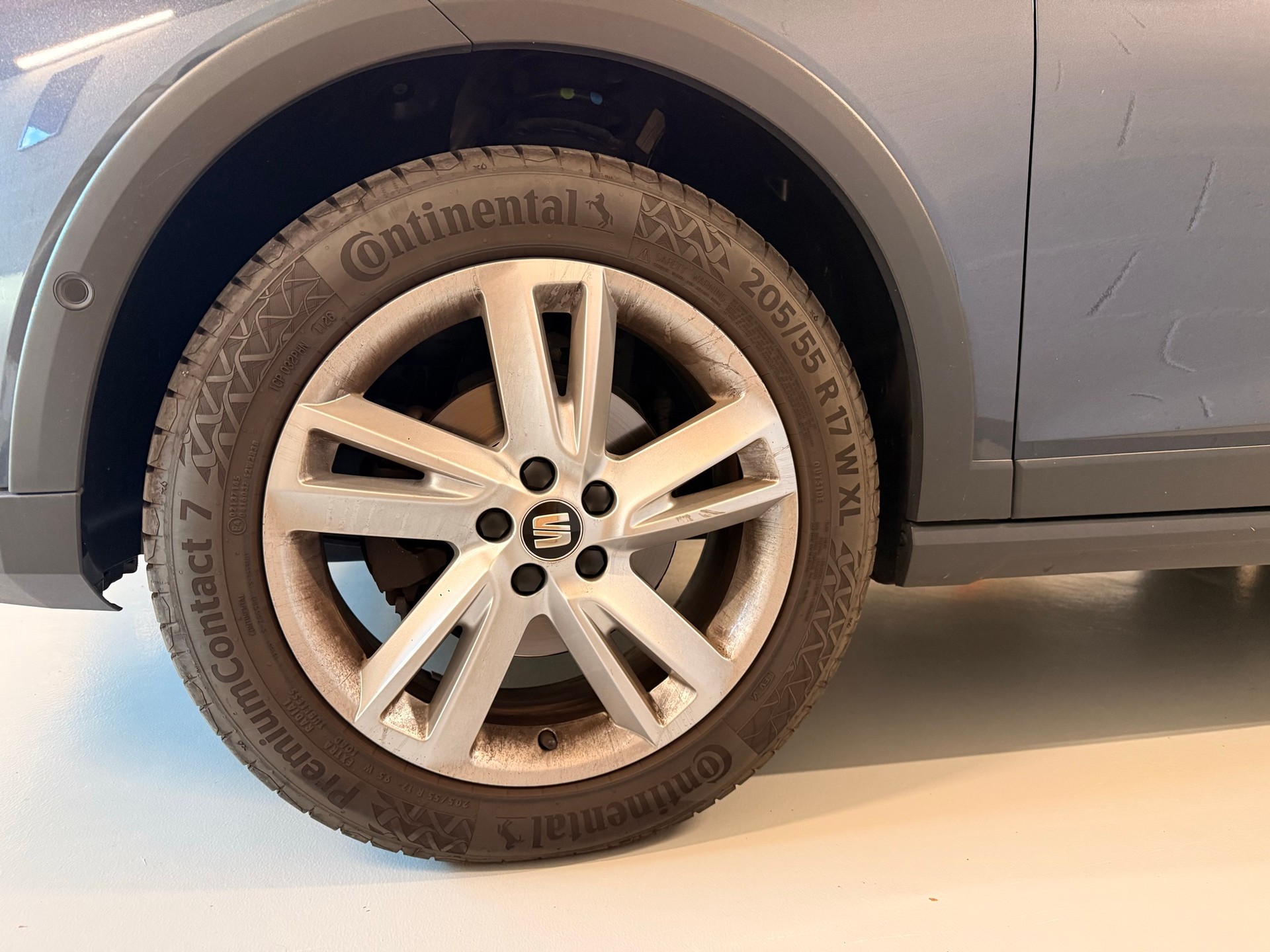 SEAT Arona 1.0 TSI Eco DSG SWISS FR-image-29