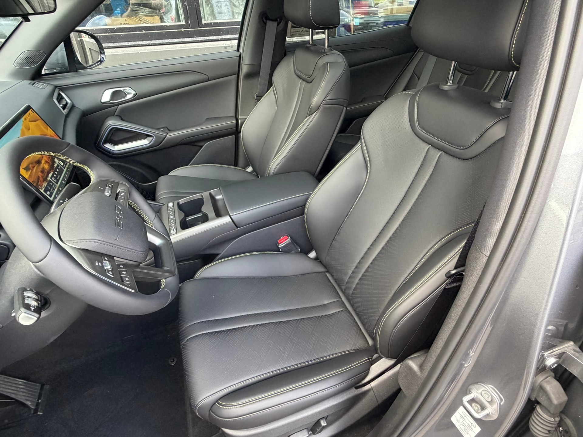 BYD Atto 2 DM-i Boost-image-12