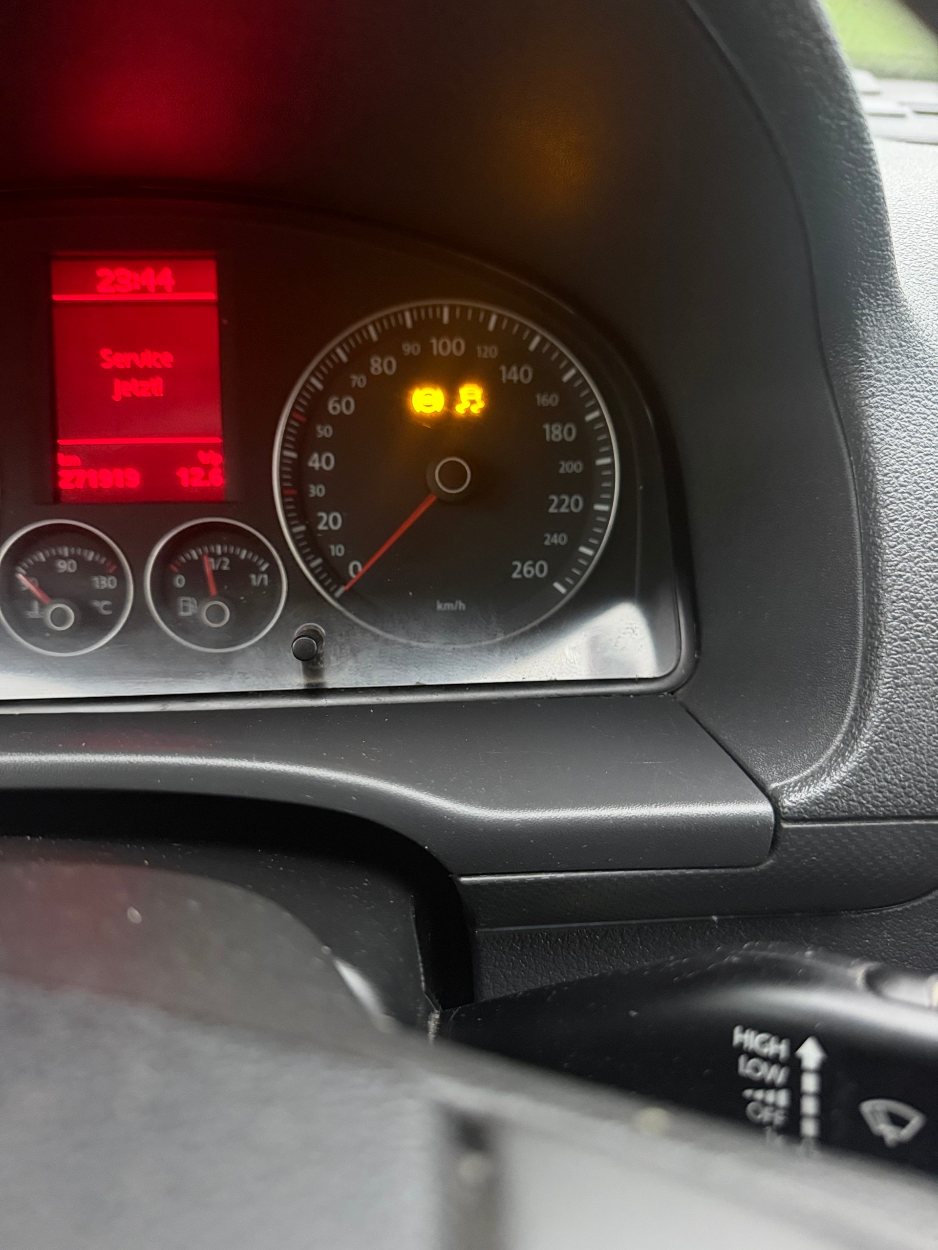VW Caddy 1.9TDI PD 4Motion-image-11