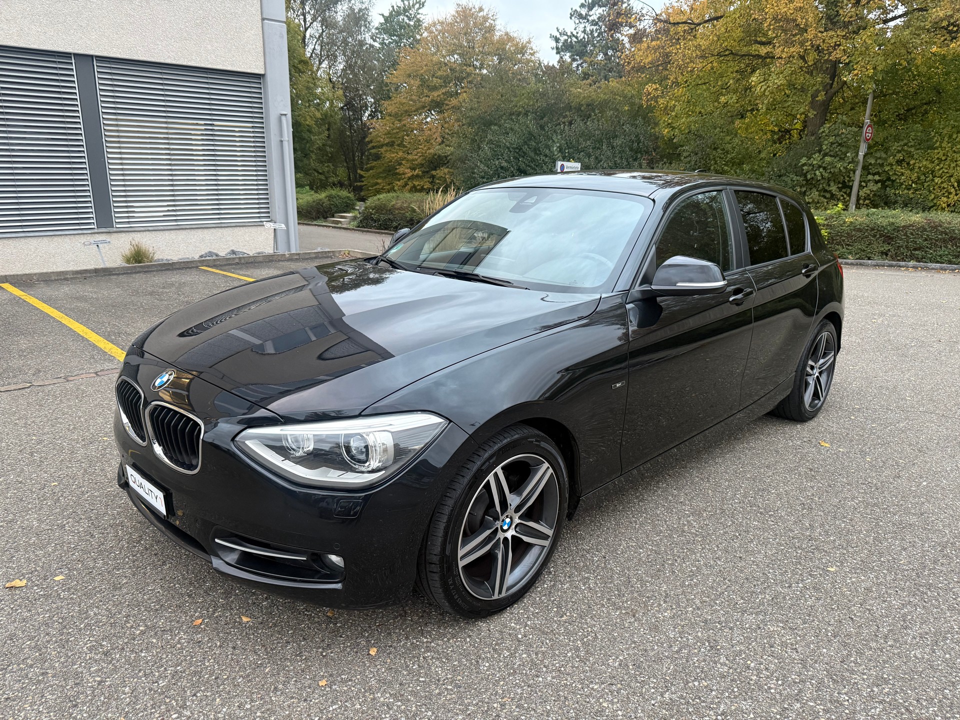 BMW 120d Sport Line Steptronic-image-0