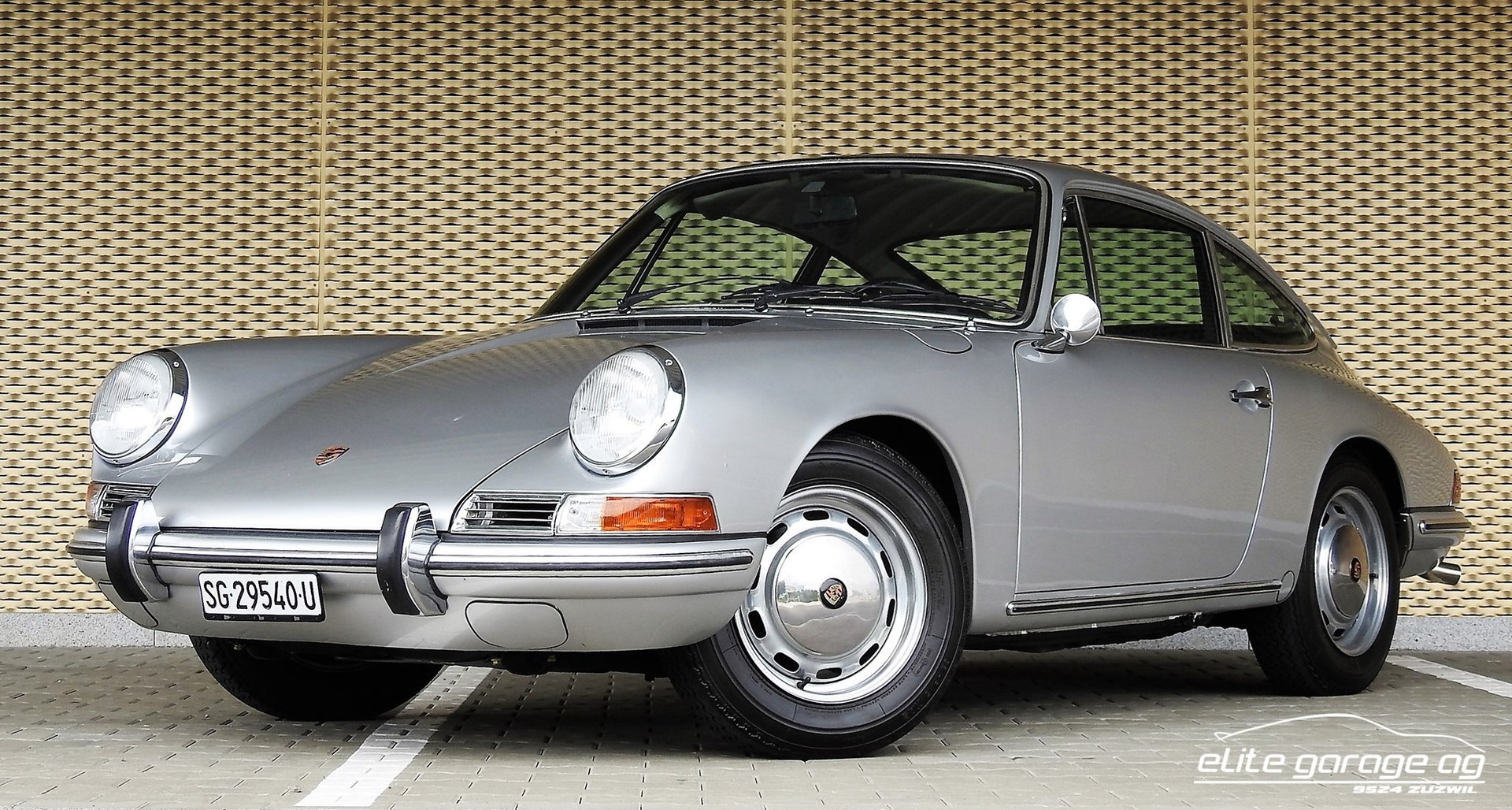 PORSCHE 911-image-0