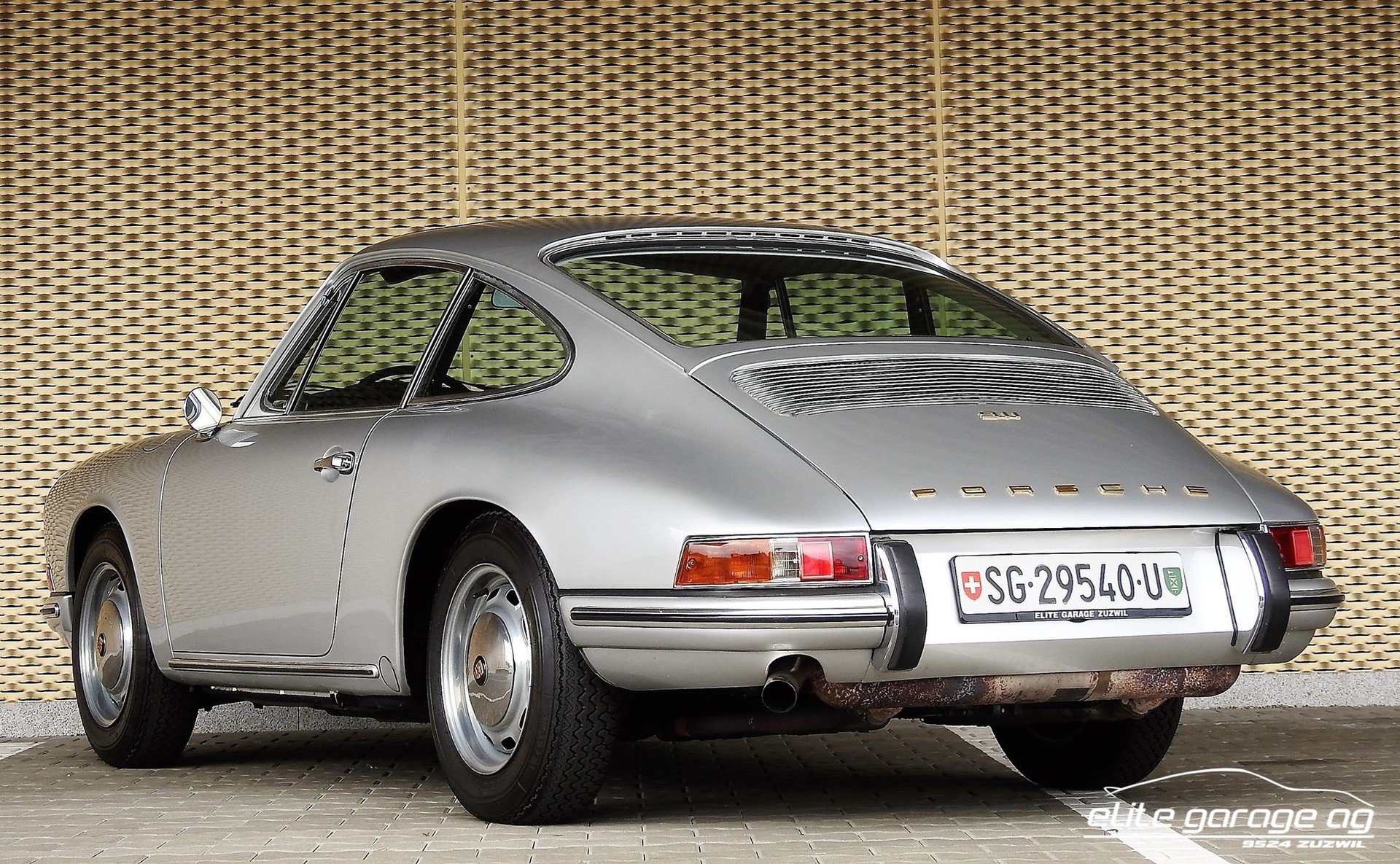 PORSCHE 911-image-4