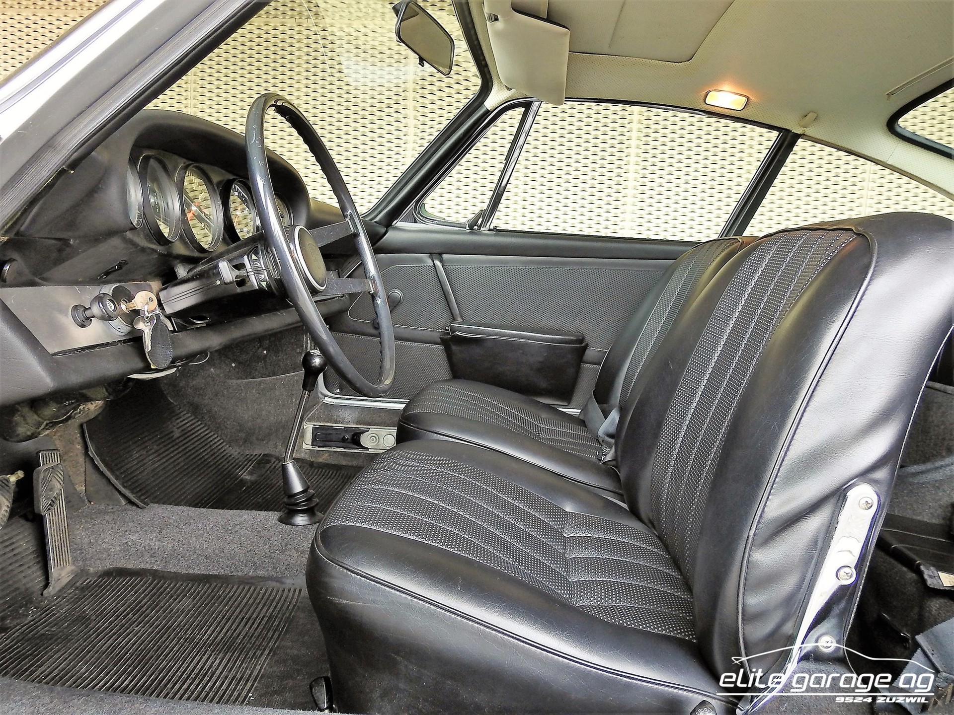 PORSCHE 911-image-7