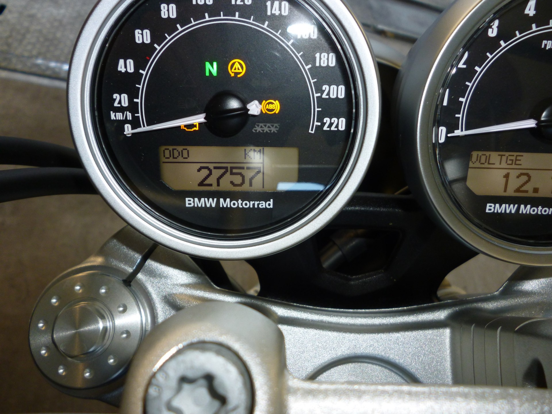 BMW R nineT Pure ABS-image-7