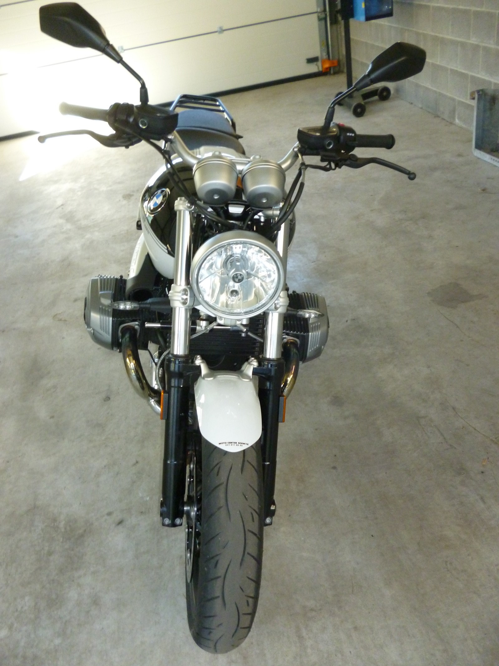 BMW R nineT Pure ABS-image-2