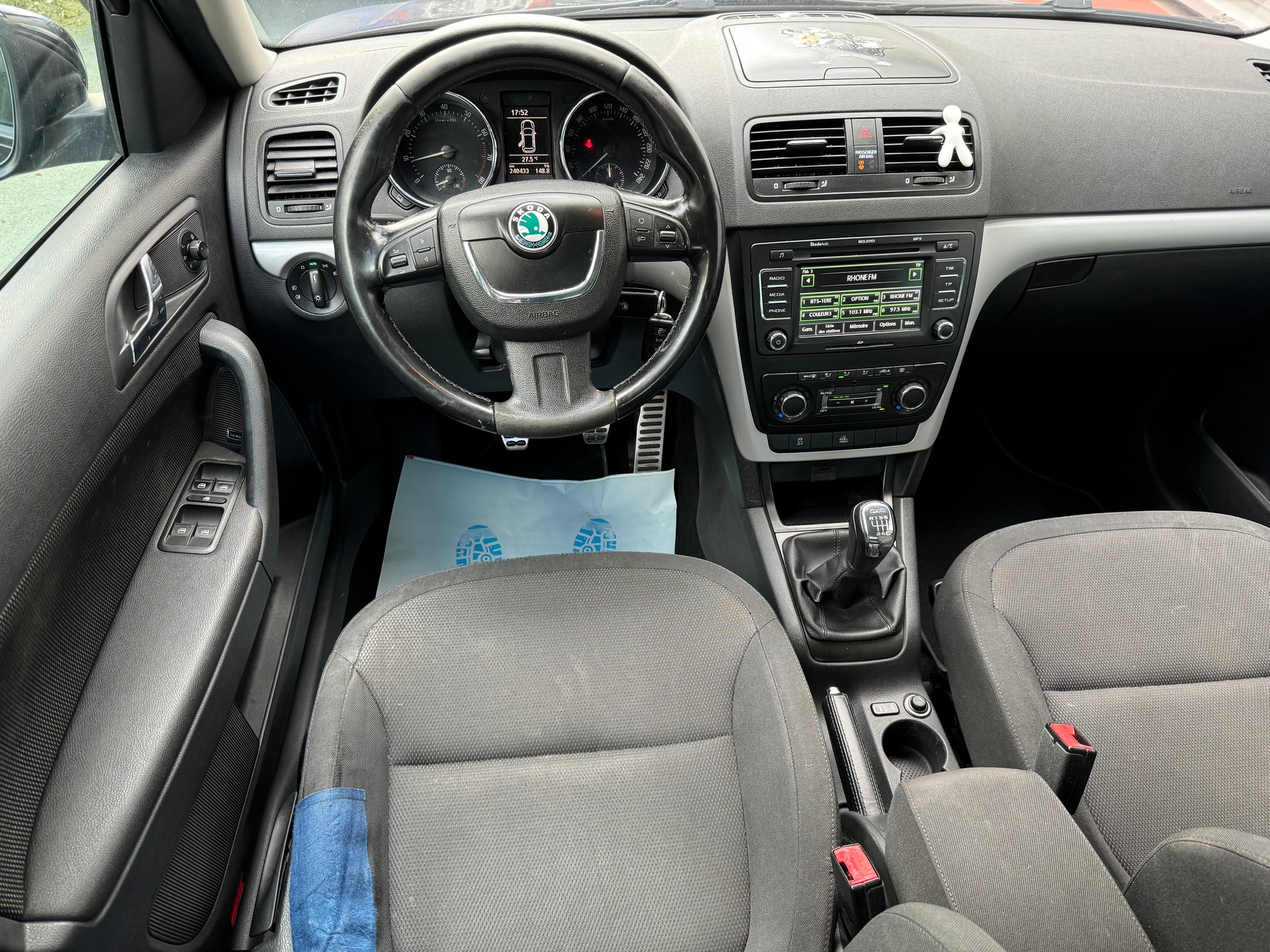 SKODA Yeti 1.8 TSI Entry 4x4-image-6