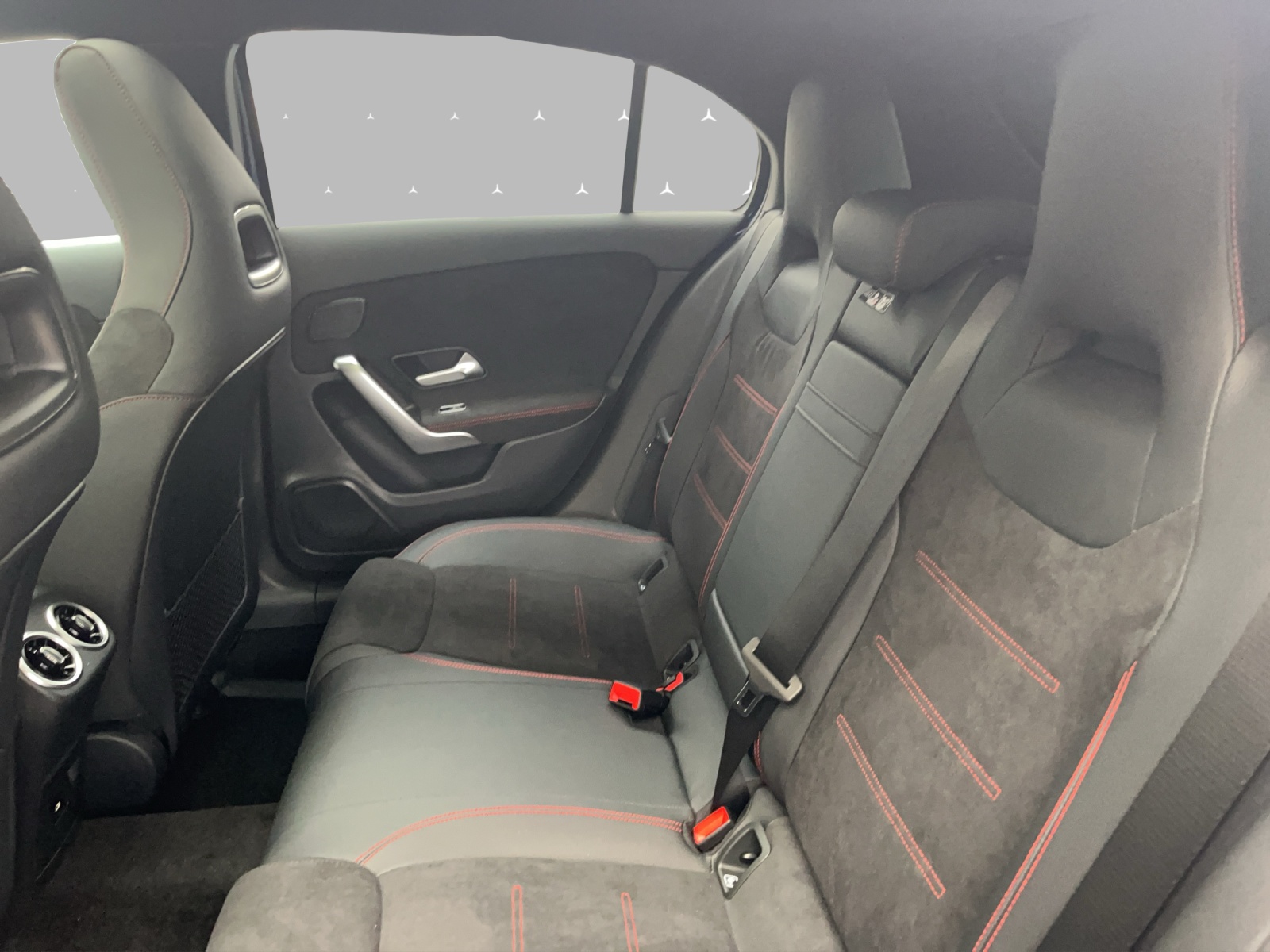 MERCEDES-BENZ A 200 Night-Star-image-10