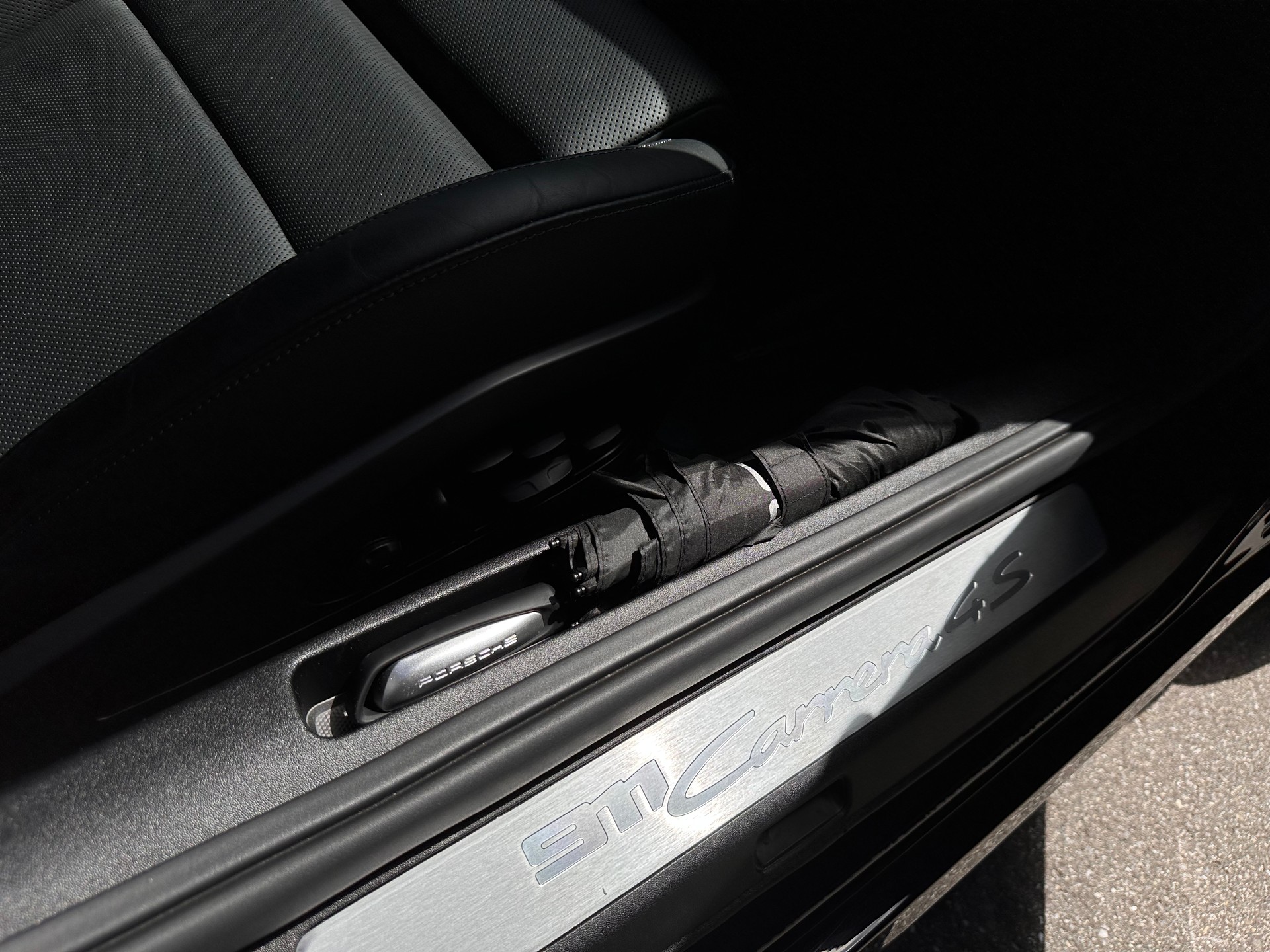 PORSCHE 911 Carrera 4S PDK-image-5