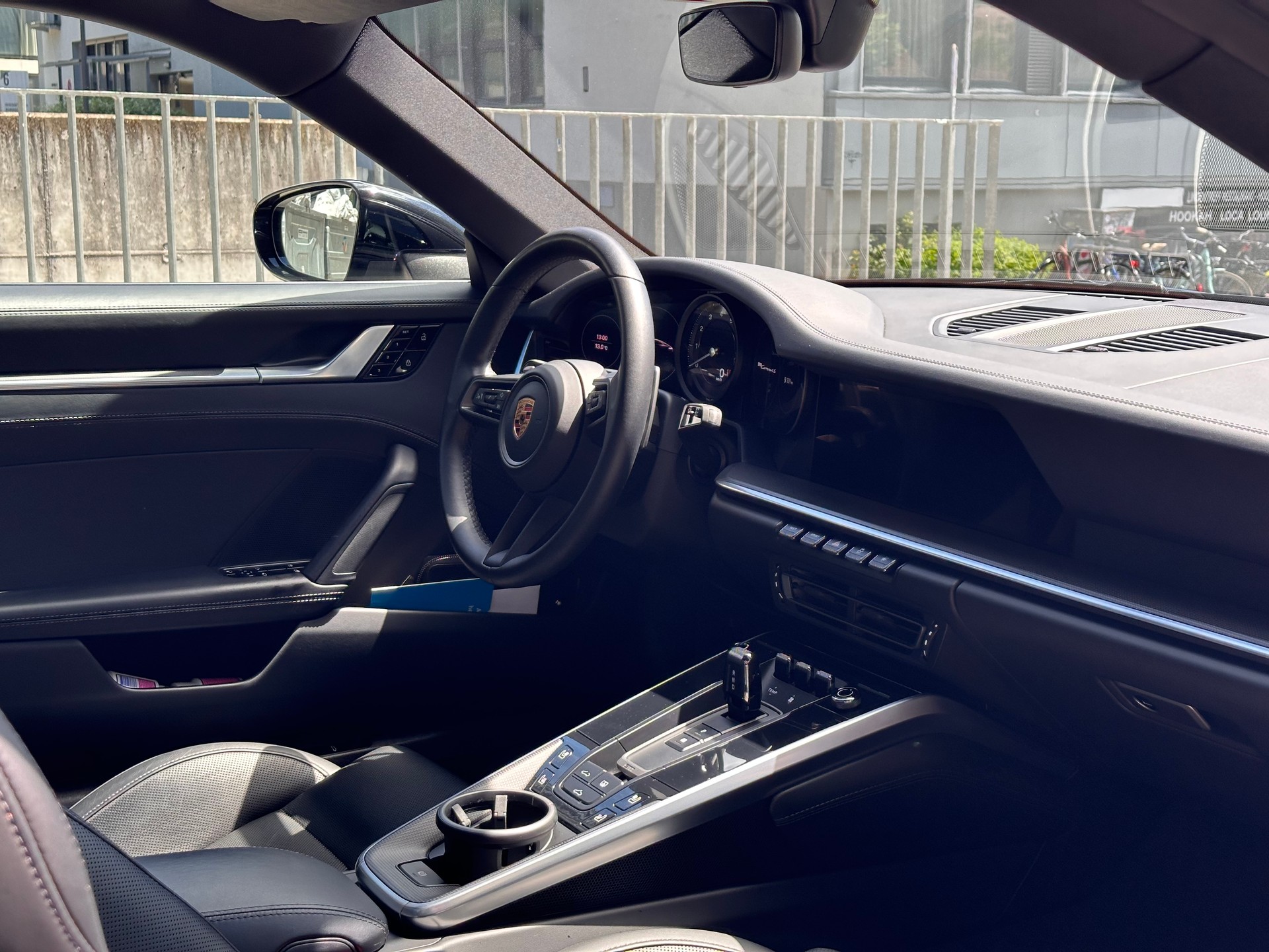 PORSCHE 911 Carrera 4S PDK-image-4