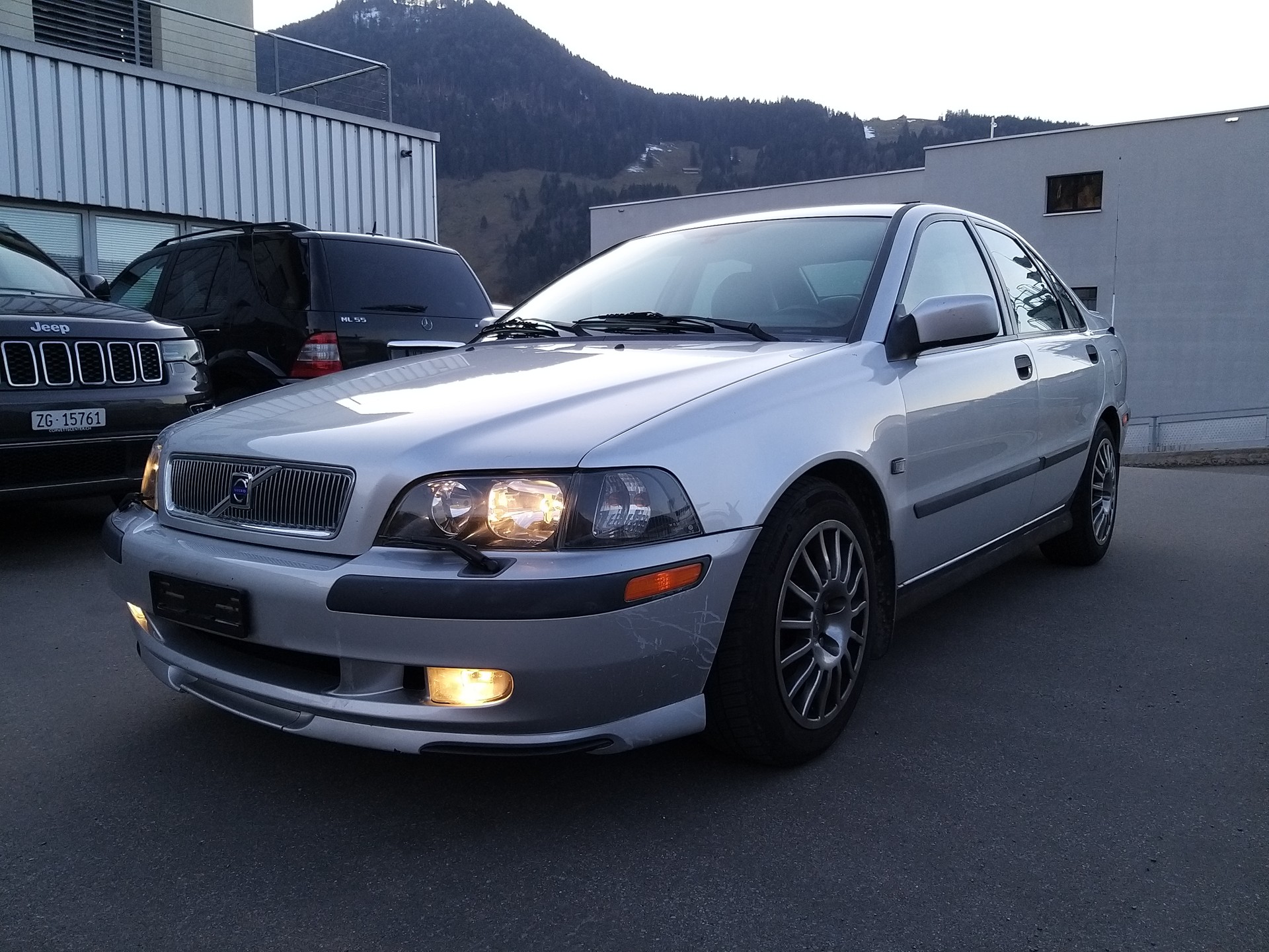 VOLVO S40 2.0T-image-2