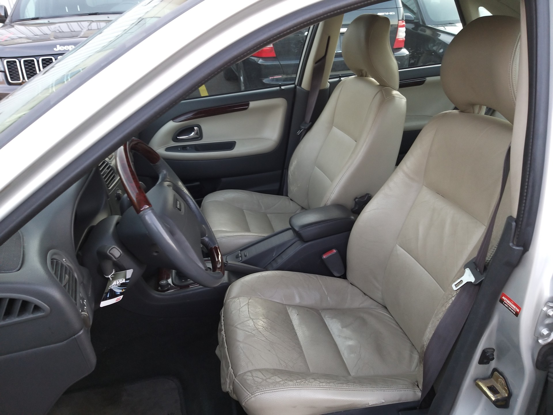 VOLVO S40 2.0T-image-9