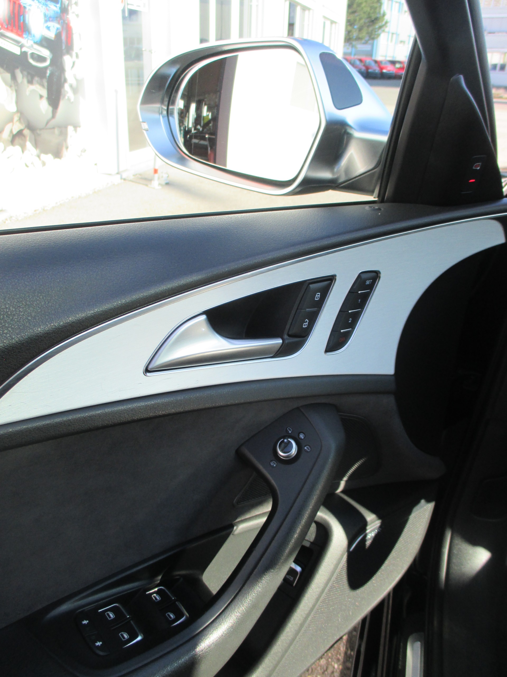 AUDI S6-image-10