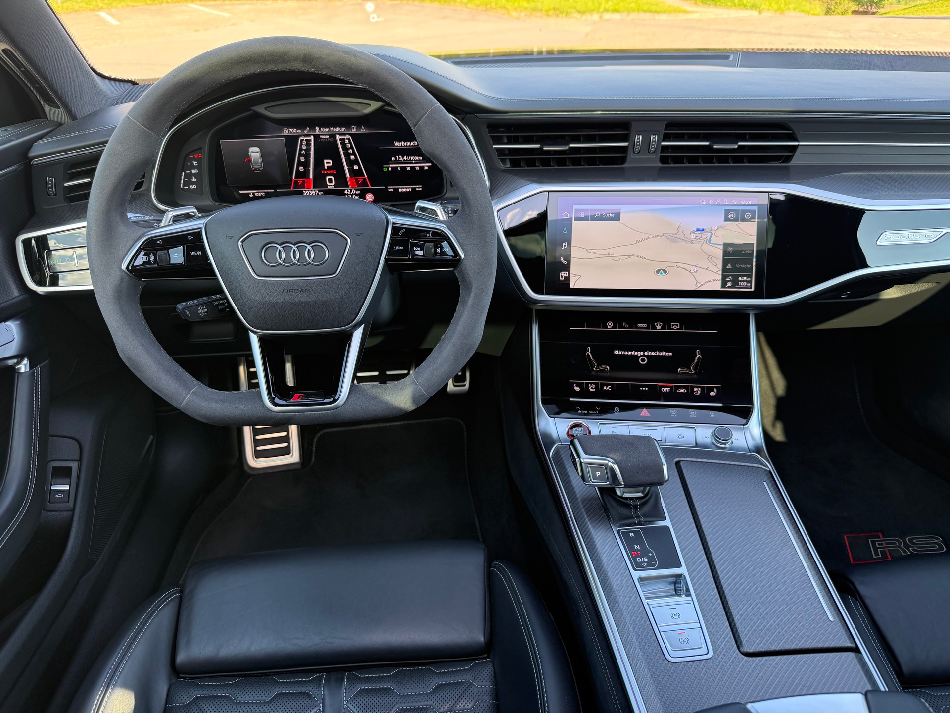 AUDI RS6 Avant 4.0 TFSI V8 quattro-image-8