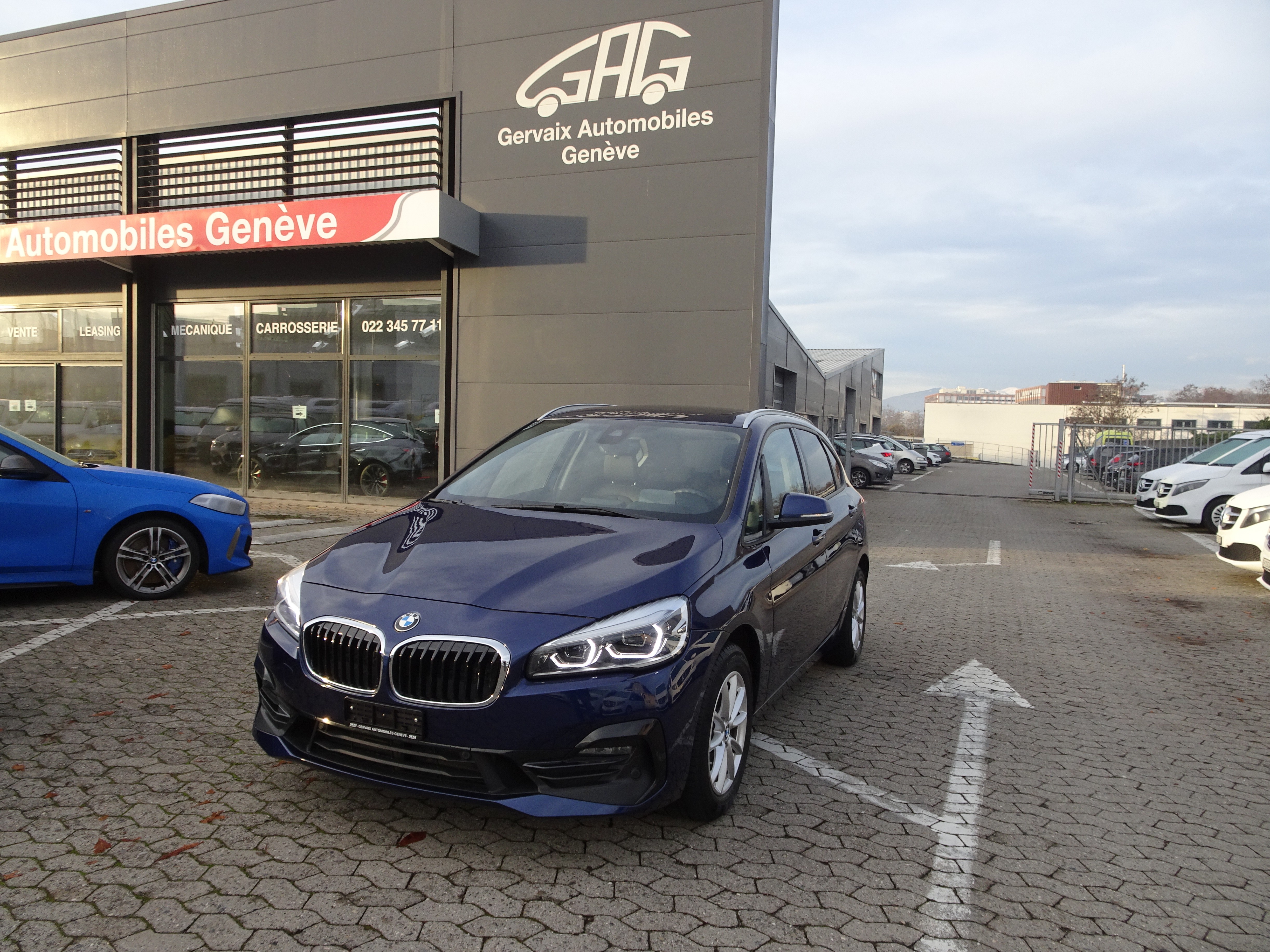 Car photo