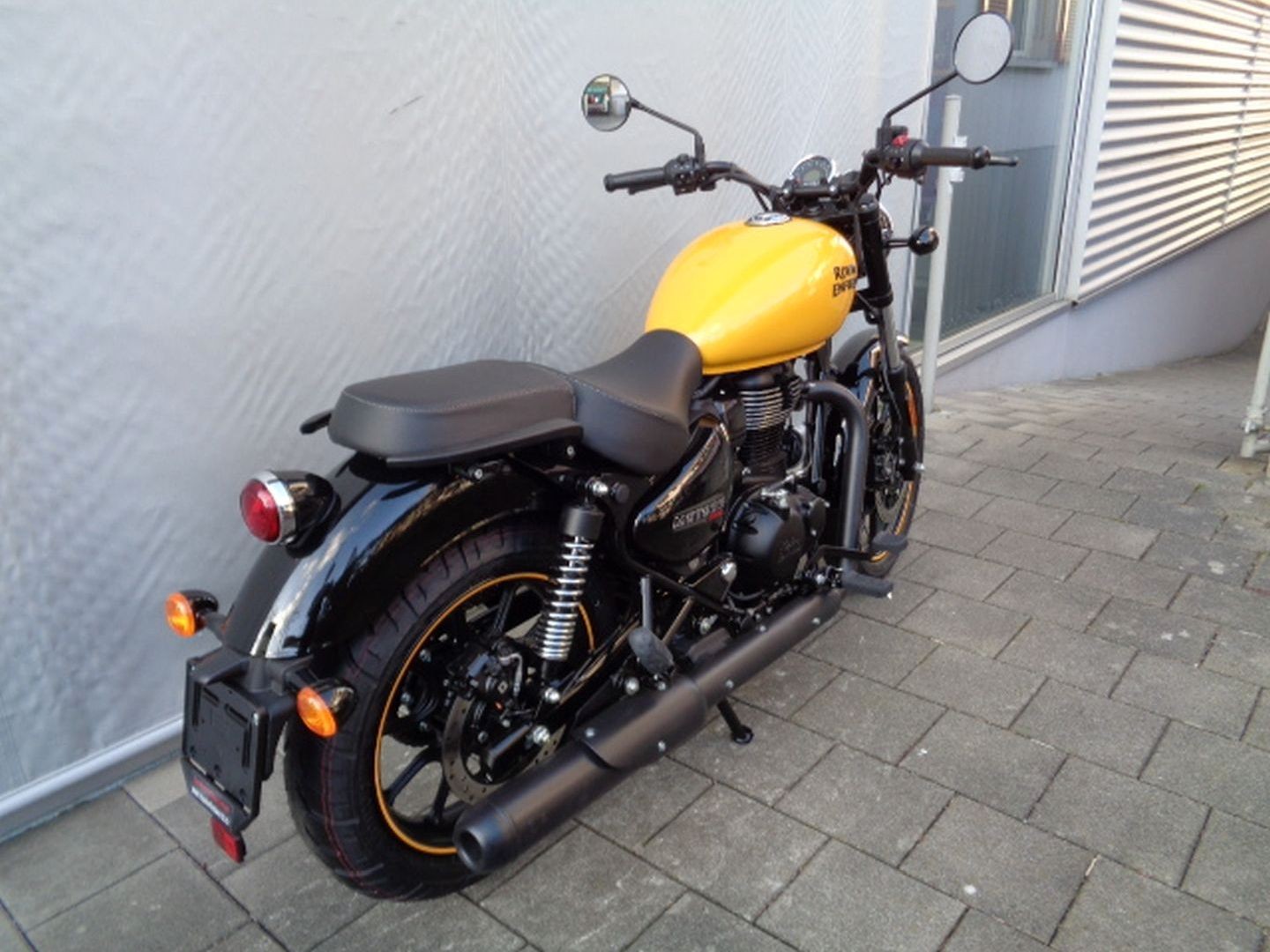 ROYAL ENFIELD METEOR FIREBALL 350 E5-image-4