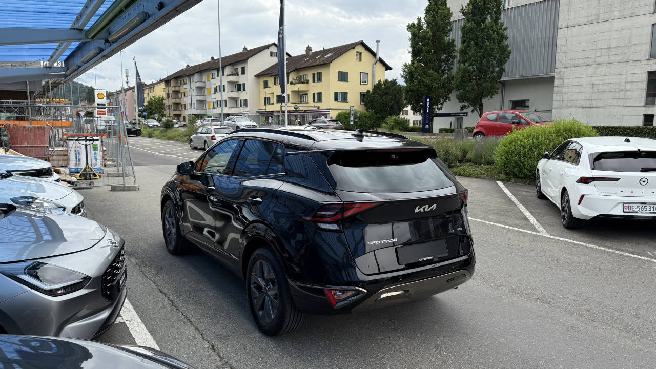 KIA Sportage 1.6 T-GDi Hybrid Power Edition-image-3