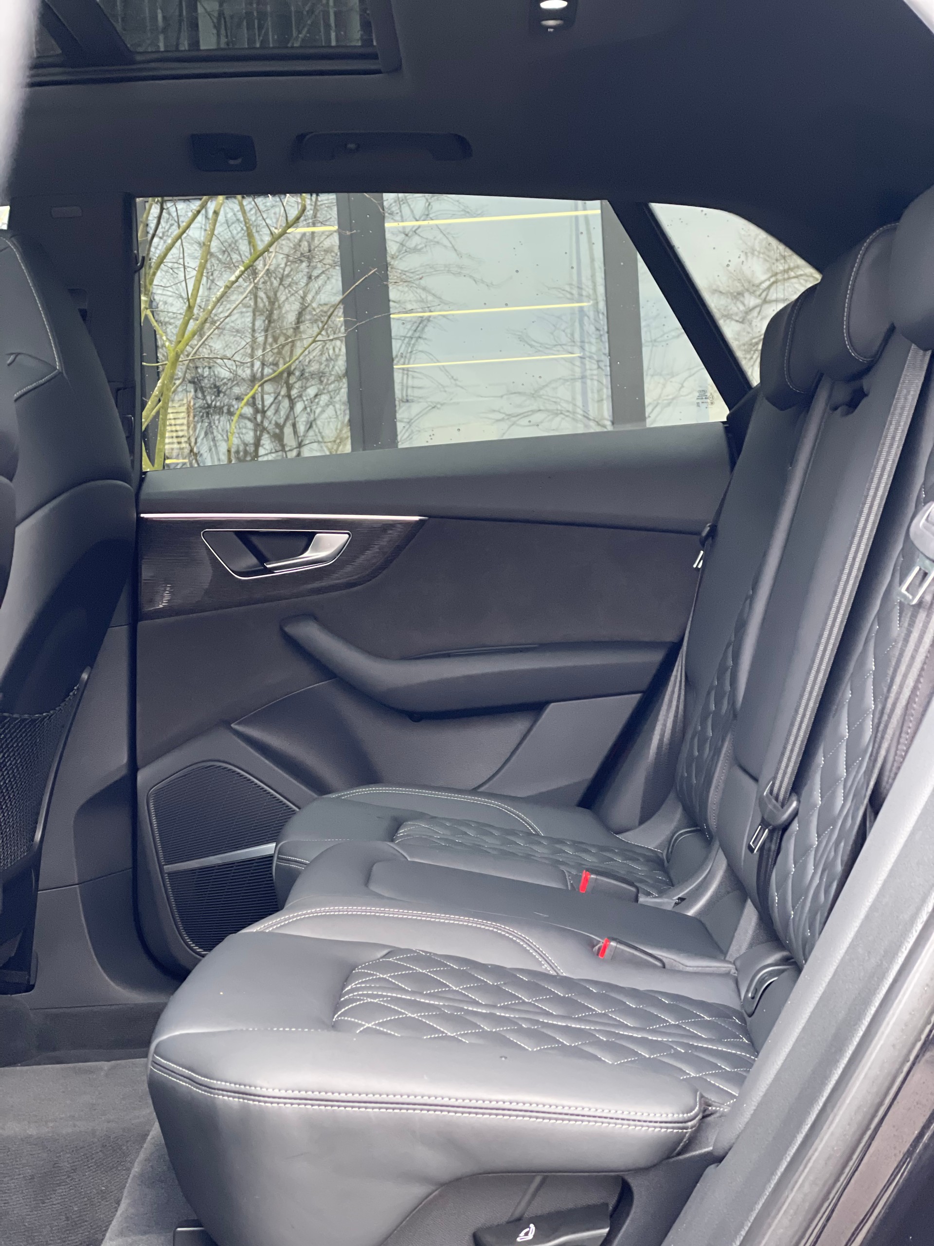 AUDI Q8 50 TDI quattro tiptronic-image-9