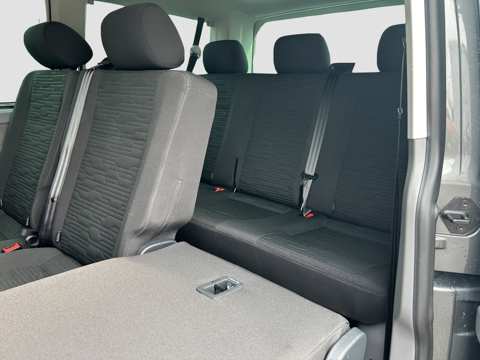 VW T6.1 Caravelle 2.0 TDI Comfortline Liberty DSG AHK, 9-Plätzer-image-7