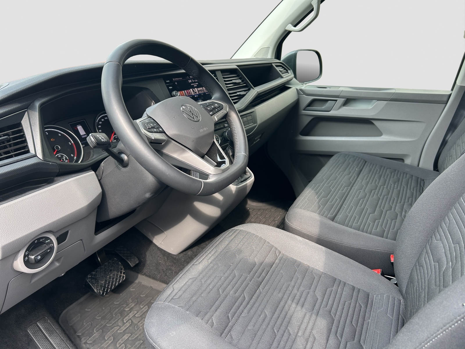 VW T6.1 Caravelle 2.0 TDI Comfortline Liberty DSG AHK, 9-Plätzer-image-5